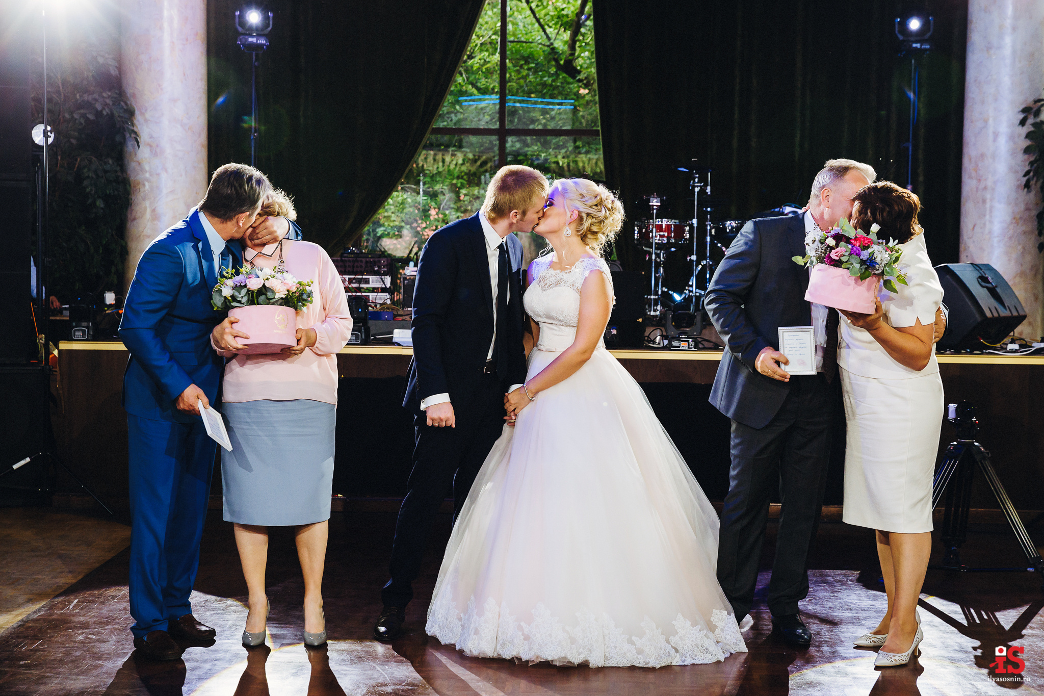 Фотограф свадебный Питер. Профессиональный фотограф Петрозаводск Илья Соснин