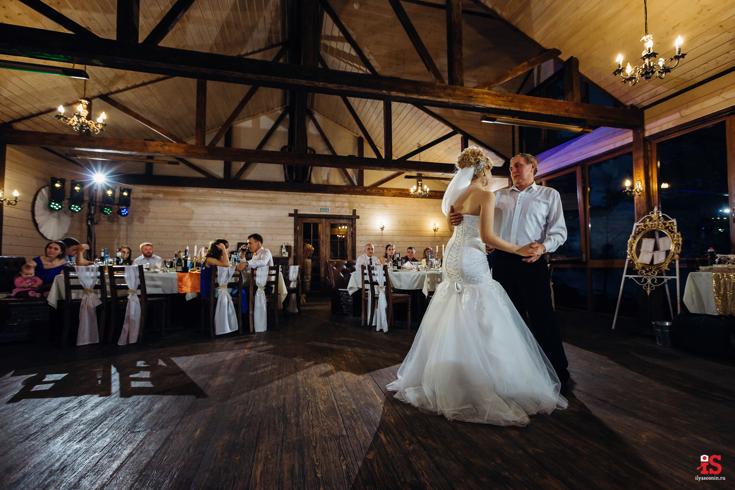Фотограф на свадьбу Петрозаводск. Профессиональный фотограф Петрозаводск Илья Соснин