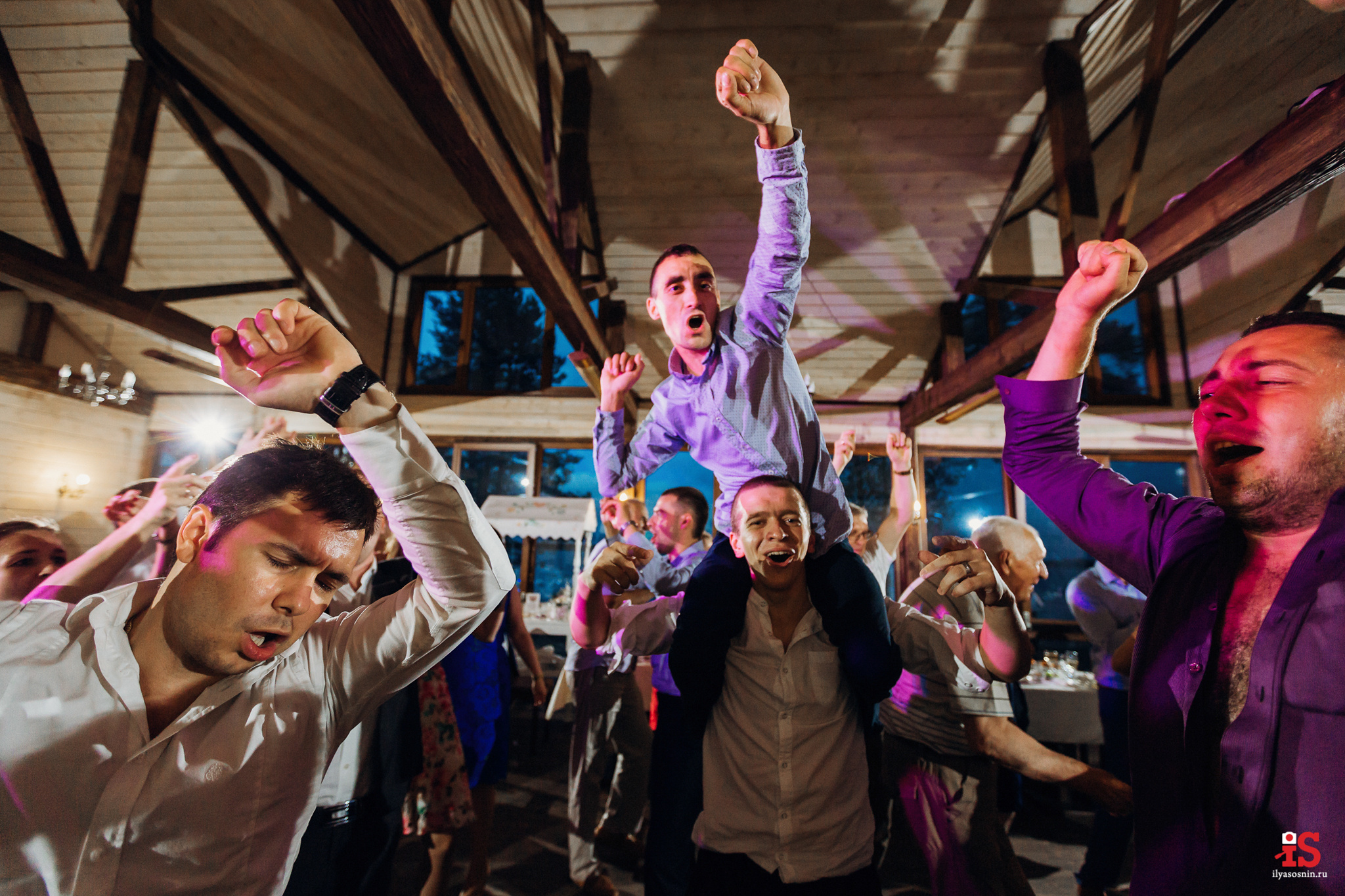 Фотограф свадебный Птз. Профессиональный фотограф Петрозаводск Илья Соснин