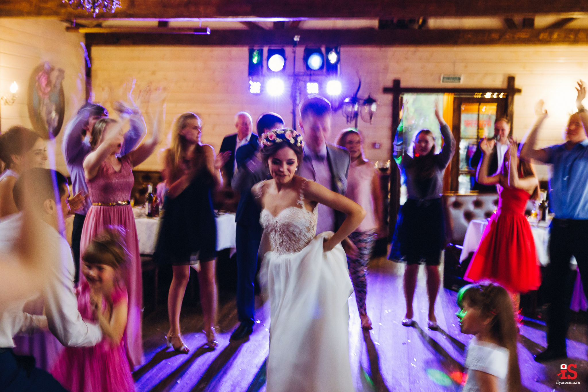 Свадебный фотограф Петрозаводск. Профессиональный фотограф Петрозаводск Илья Соснин