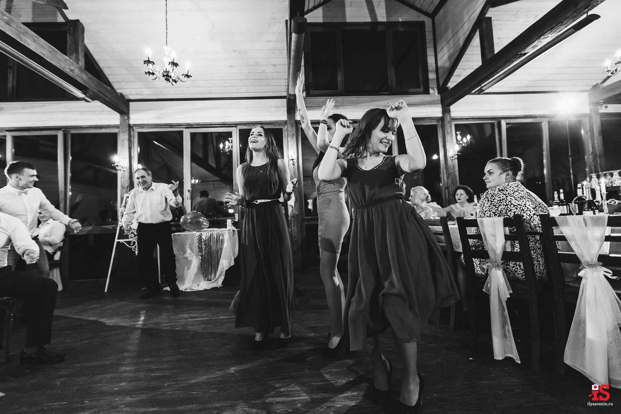 Фотограф на свадьбу Петрозаводск. Профессиональный фотограф Петрозаводск Илья Соснин