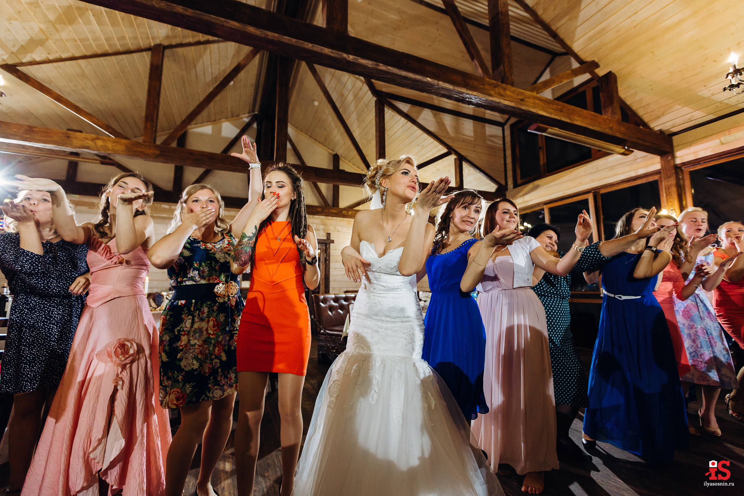 Фотограф на свадьбу Петрозаводск. Профессиональный фотограф Петрозаводск Илья Соснин