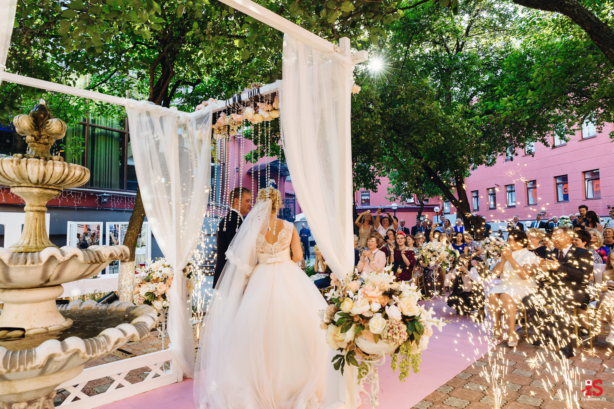 Фотограф свадебный Питер. Профессиональный фотограф Петрозаводск Илья Соснин