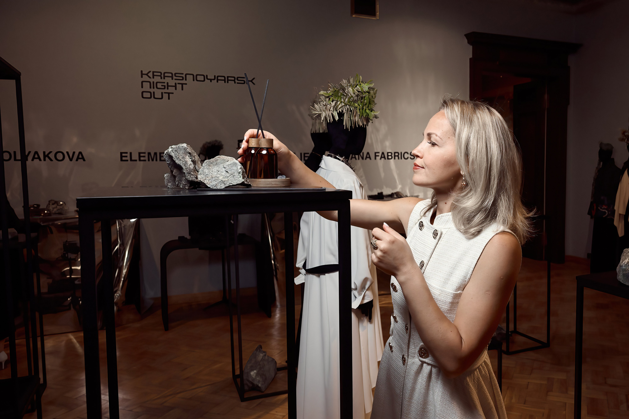 FHUB.2023. Дима Бабушкин. Фотограф. Подиум. Репортаж. Творчество. Дорого