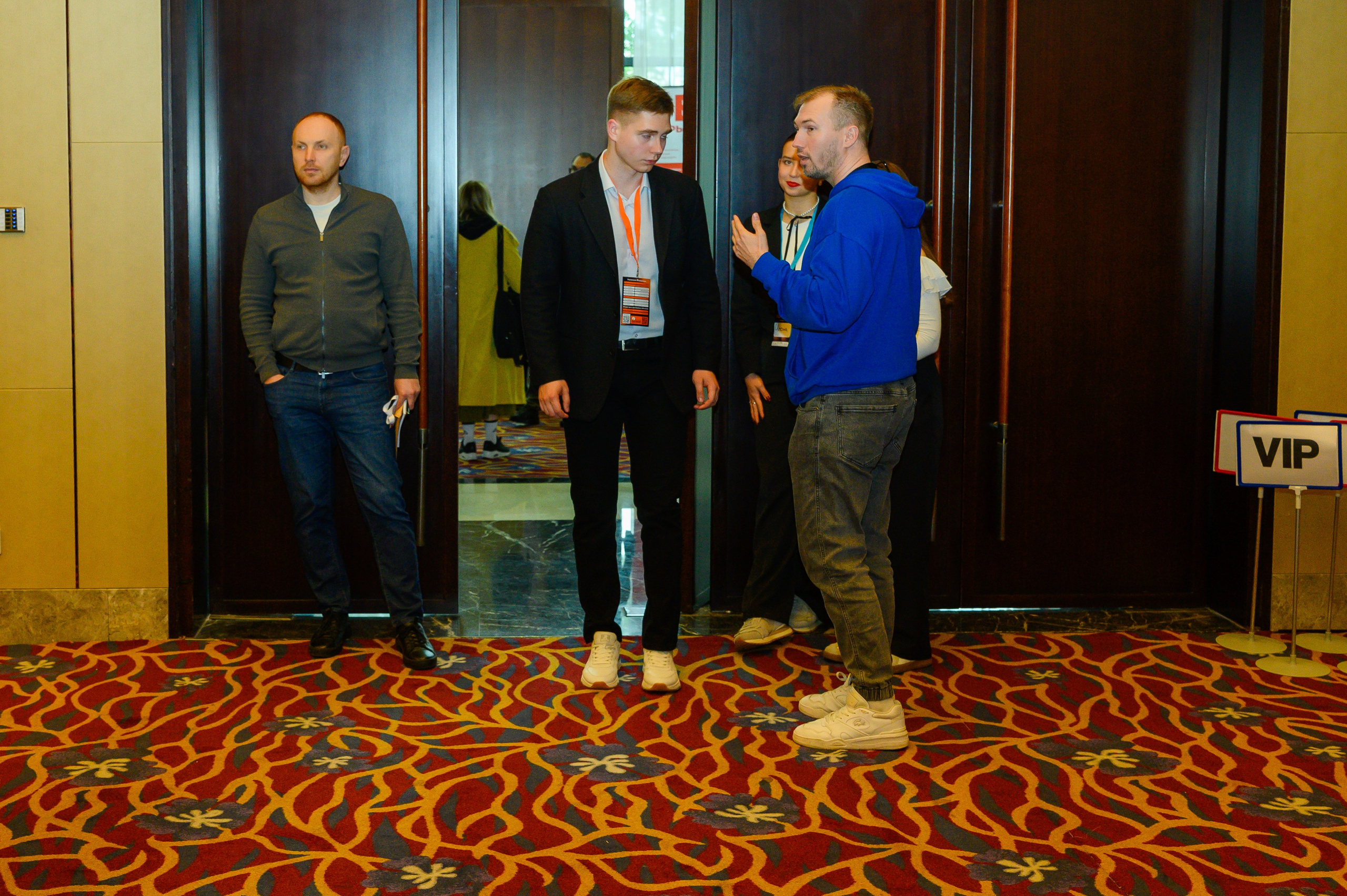 Репортажная съемка с открытия магазина. Фотоуслуги, услуги фотографа, фотографирование важных событий