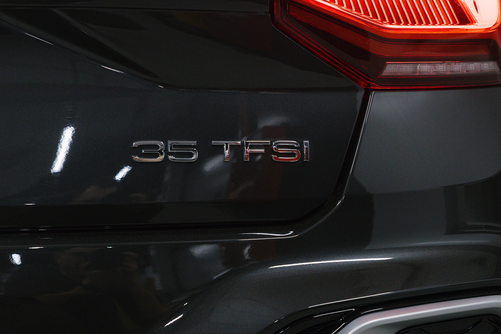 AUDI Q2  35 TFSI 1.5 S tronic (160 л. с.). Автосалон «Х-Авто»