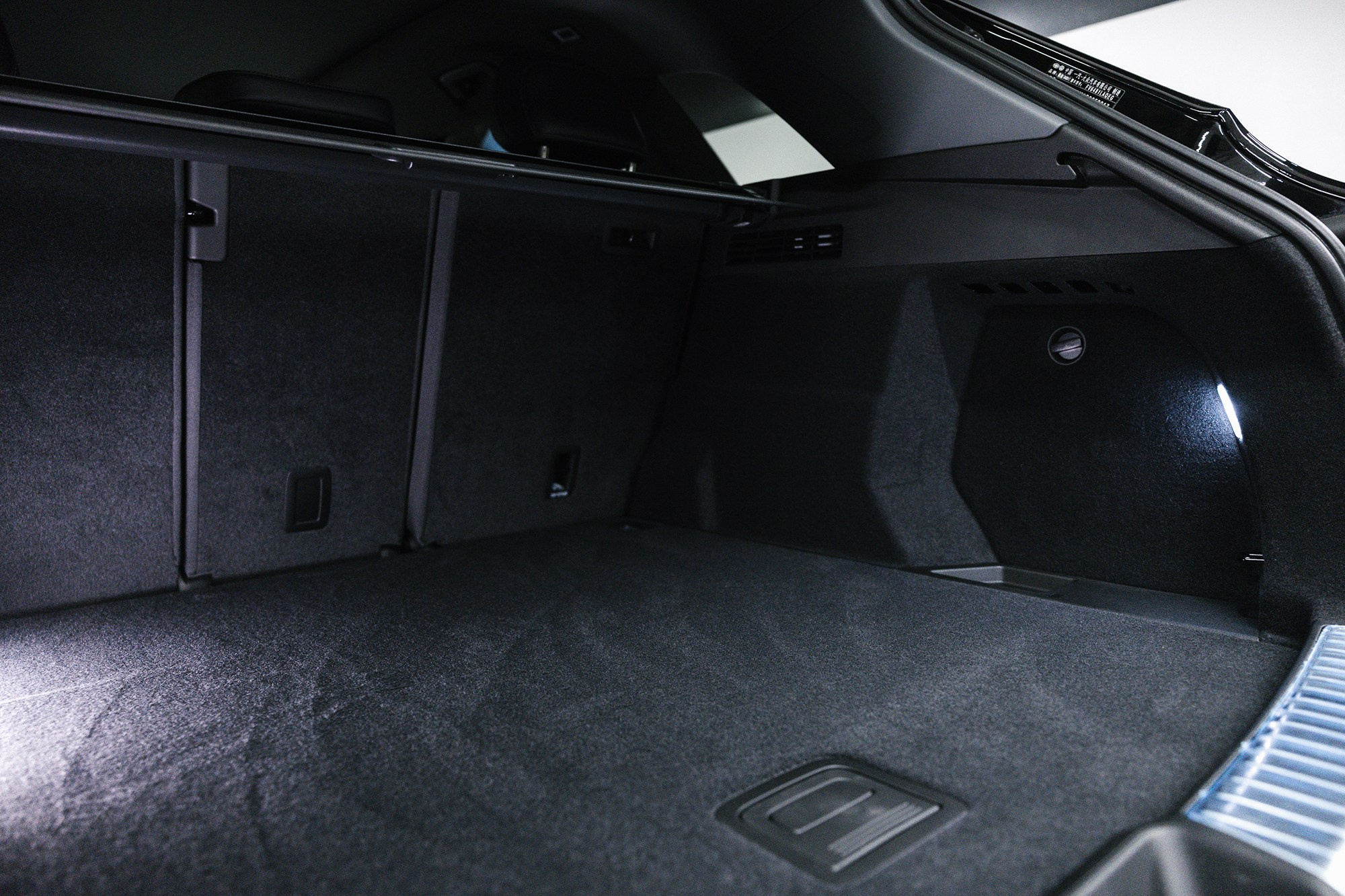 Audi Q5  40 TFSI 2.0 S tronic (204 л. с.). Автосалон «Х-Авто»