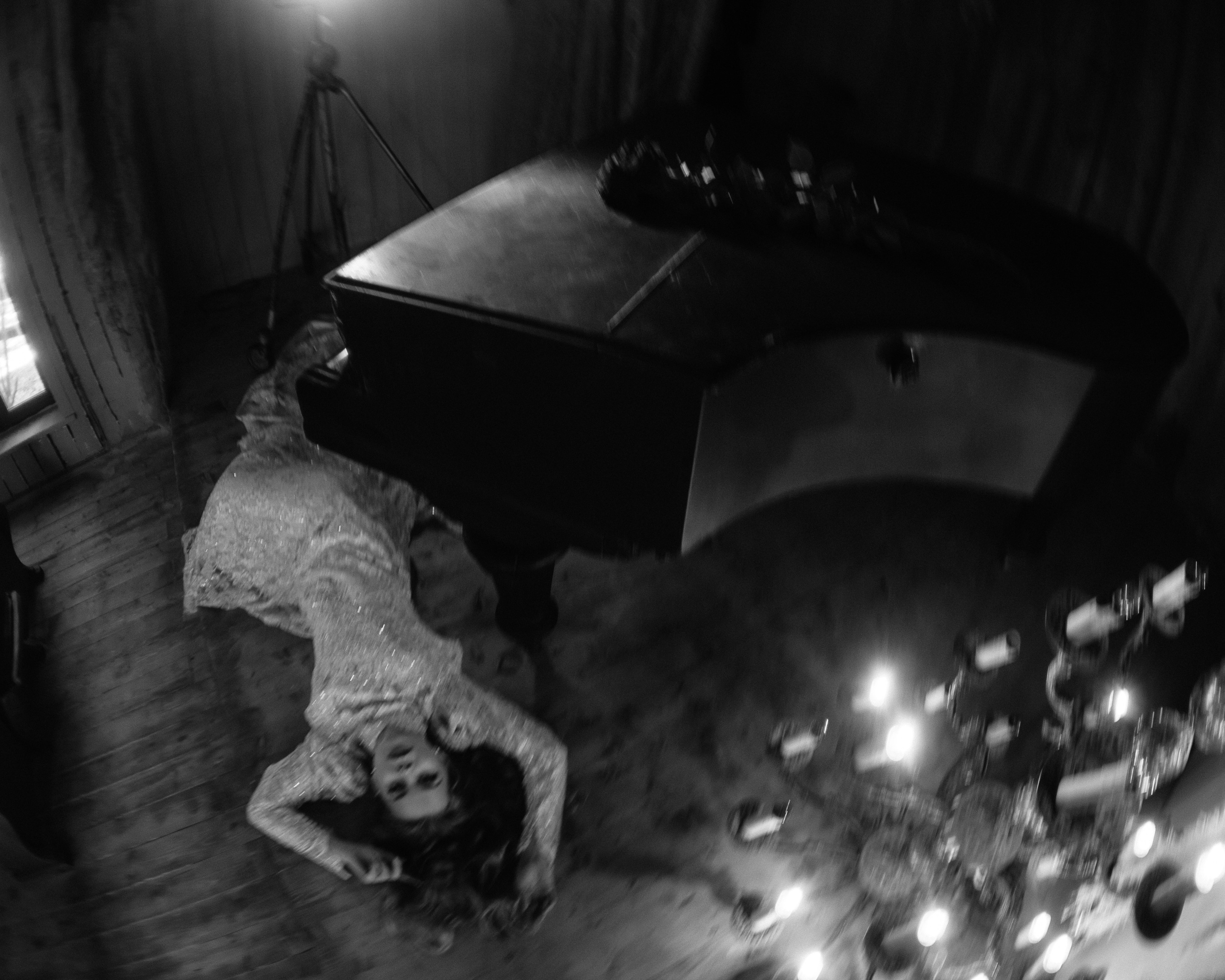 Москва. Заброшкнный театр. Алина. Фотограф Брянск