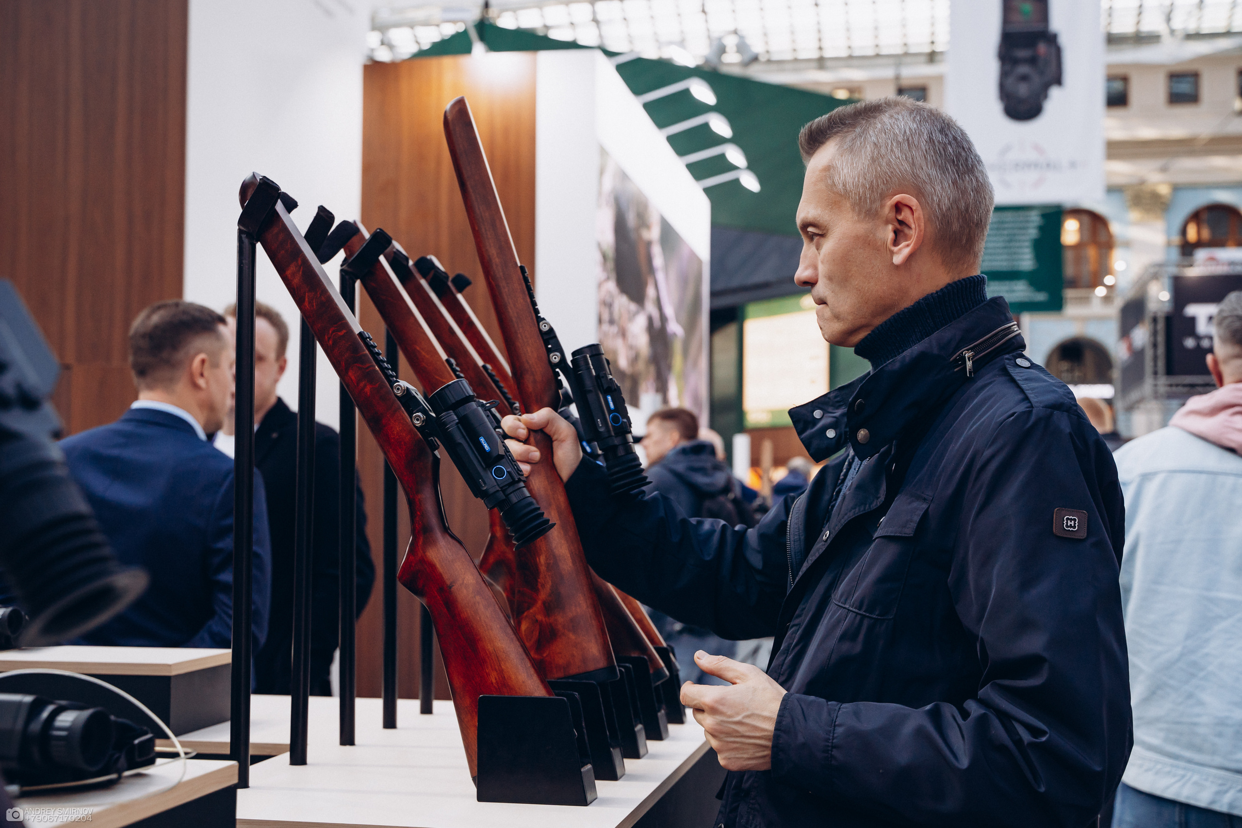 Выставка. FOTOZ Studio / Фотовидеомейкер Андрей Смирнов