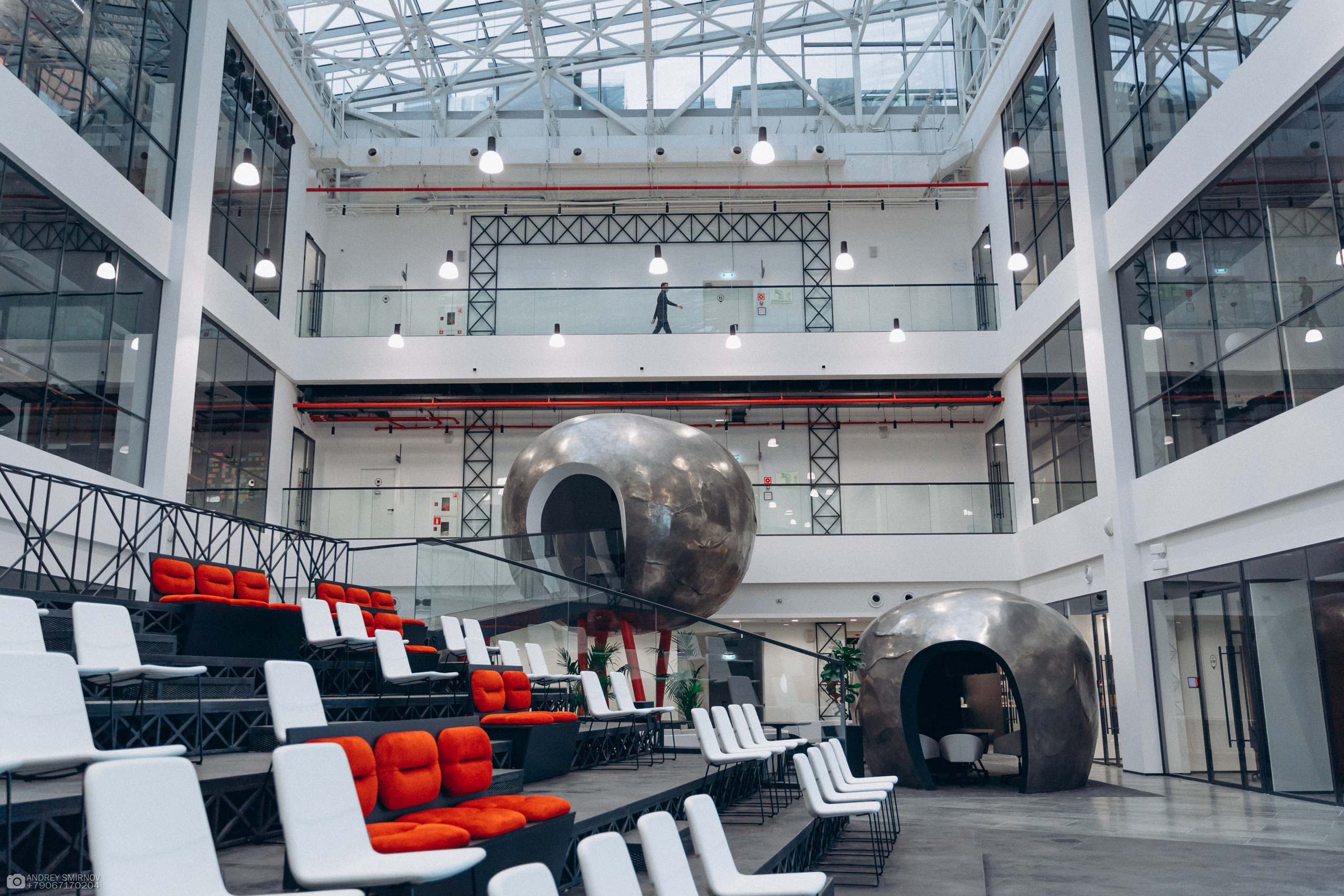 Бизнес. FOTOZ Studio / Фотовидеомейкер Андрей Смирнов