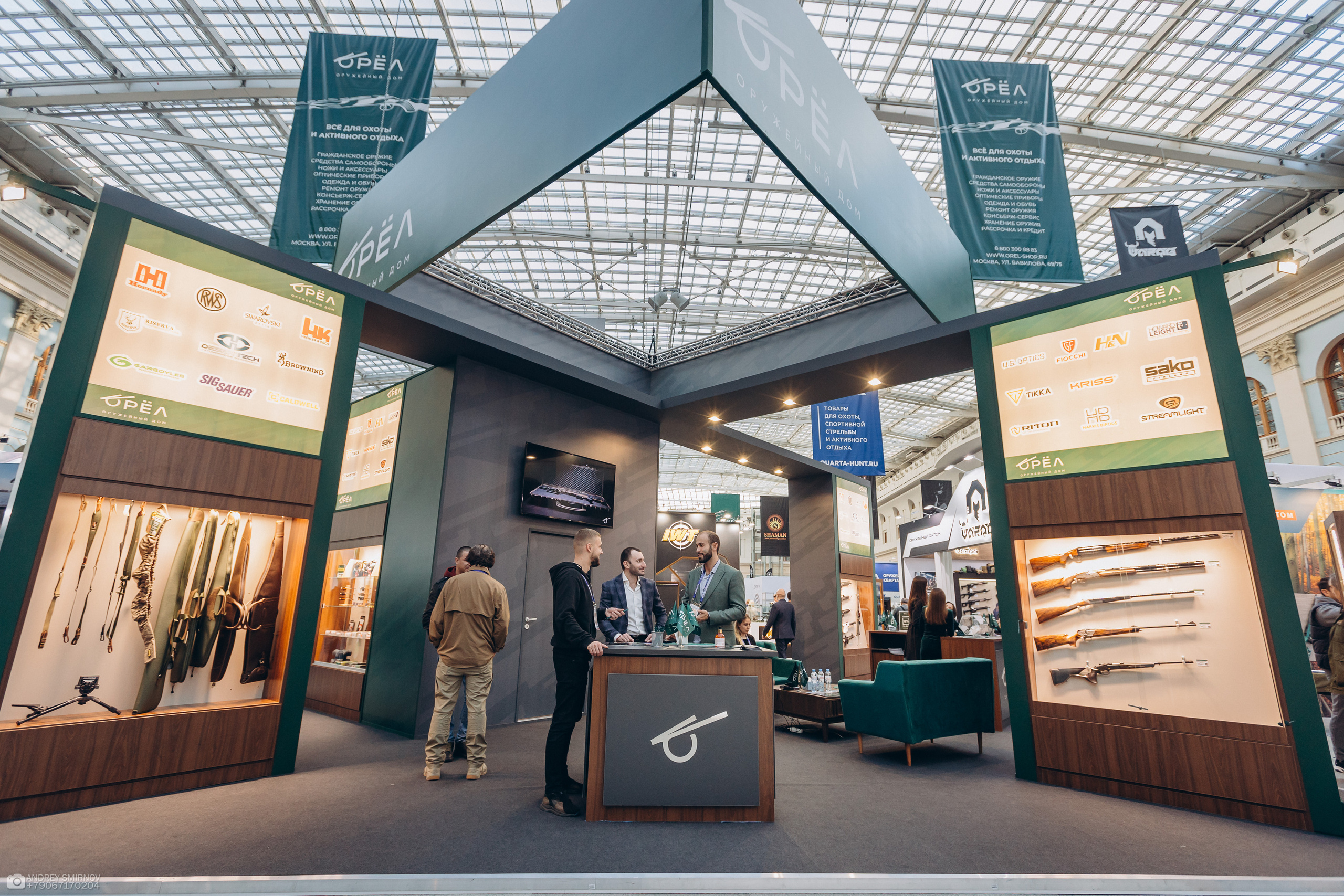 Выставка. FOTOZ Studio / Фотовидеомейкер Андрей Смирнов