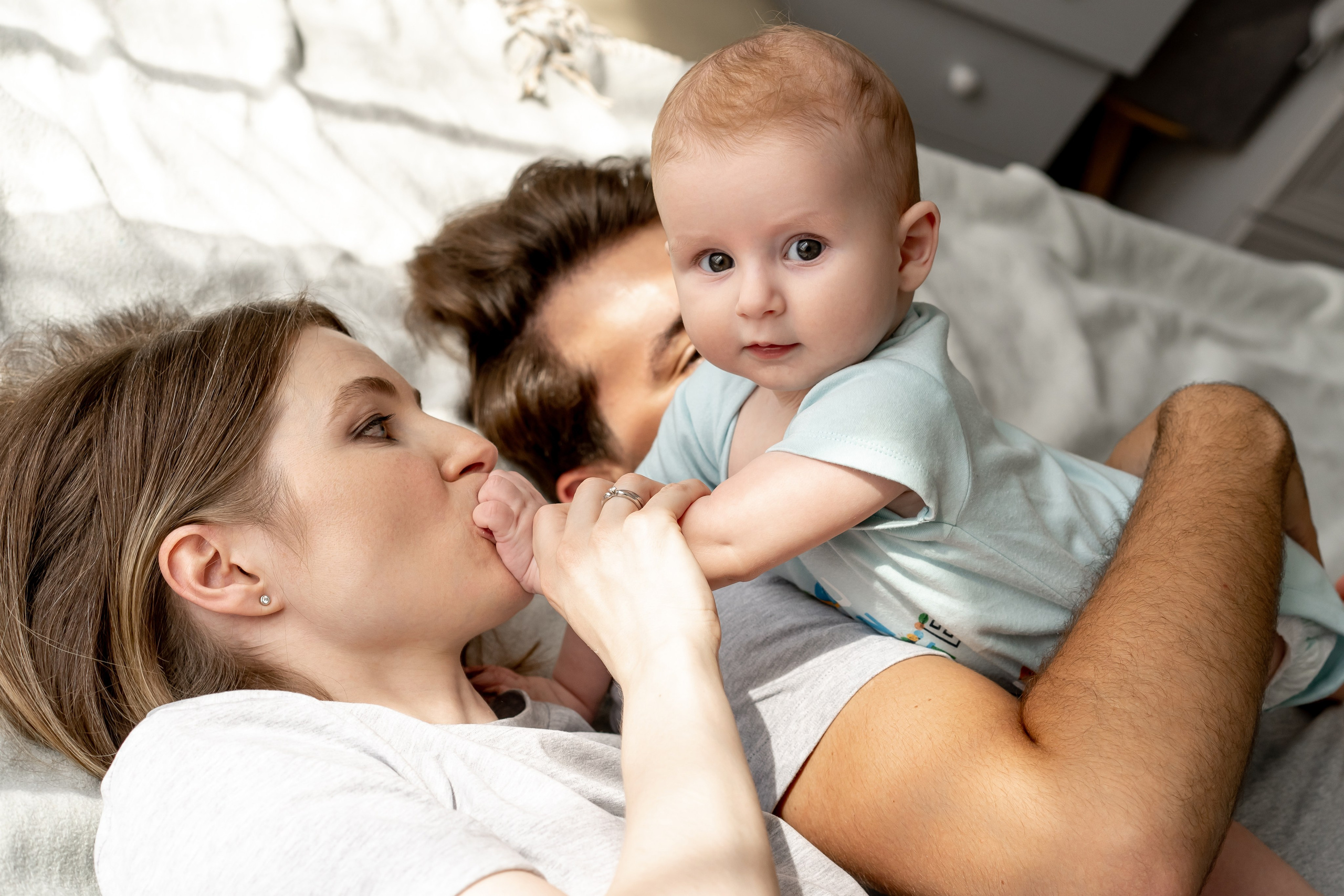 Домашняя семейная фотосессия в Москве, Домодедово, Видное, Бутово, Щербинка. Семейный фотограф Москва и Московская область. Семейная фотосессия на природе. Фотосессия детского праздника. Фотосессия юбилея. Фотосессия в день рождения. Фотограф на годик ребенку. Детский фотограф. Фоторепортаж семейного праздника. Детский фотограф Москва.