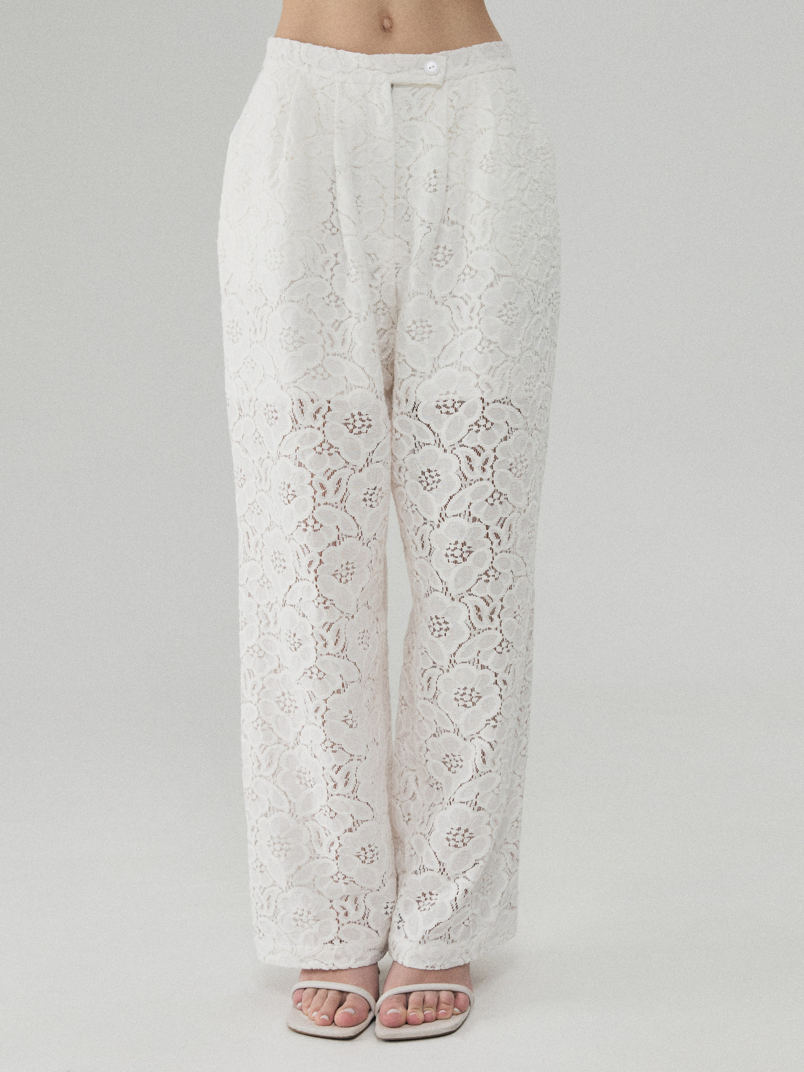 57 Atelier. Фотограф в Москве и Сургуте Алла Лесовая. Снимаю каталог для брендов и индивидуальные портреты для людей