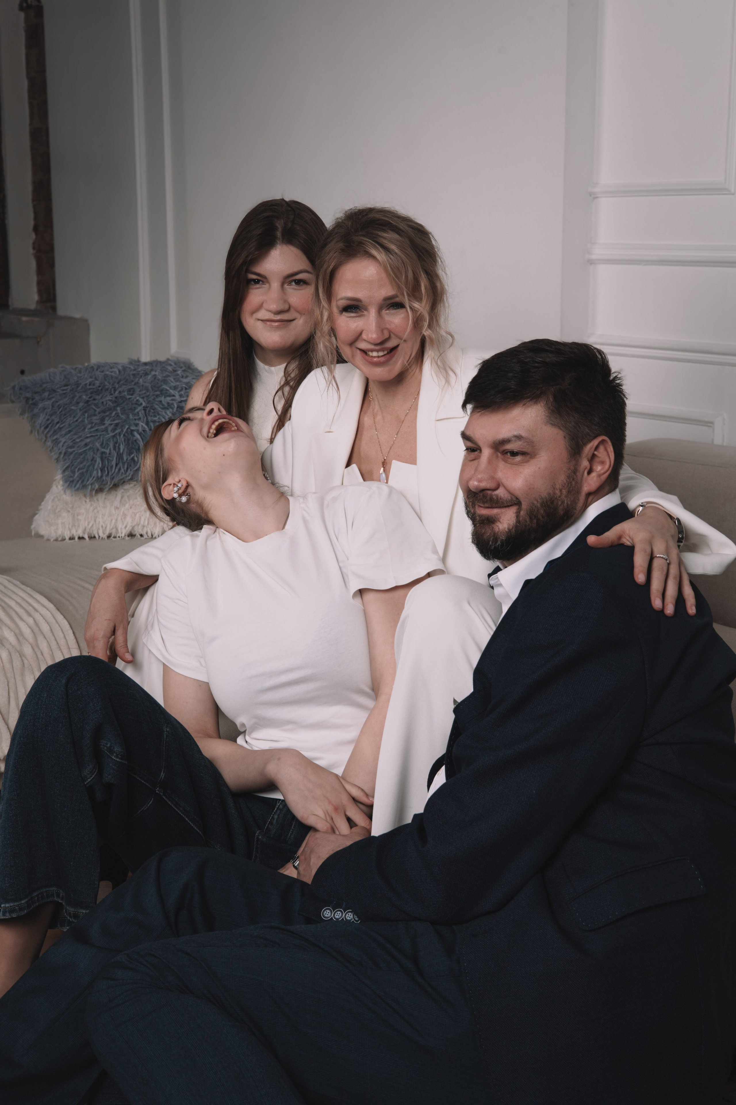 Новогодняя фотосессия прекрасной семьи