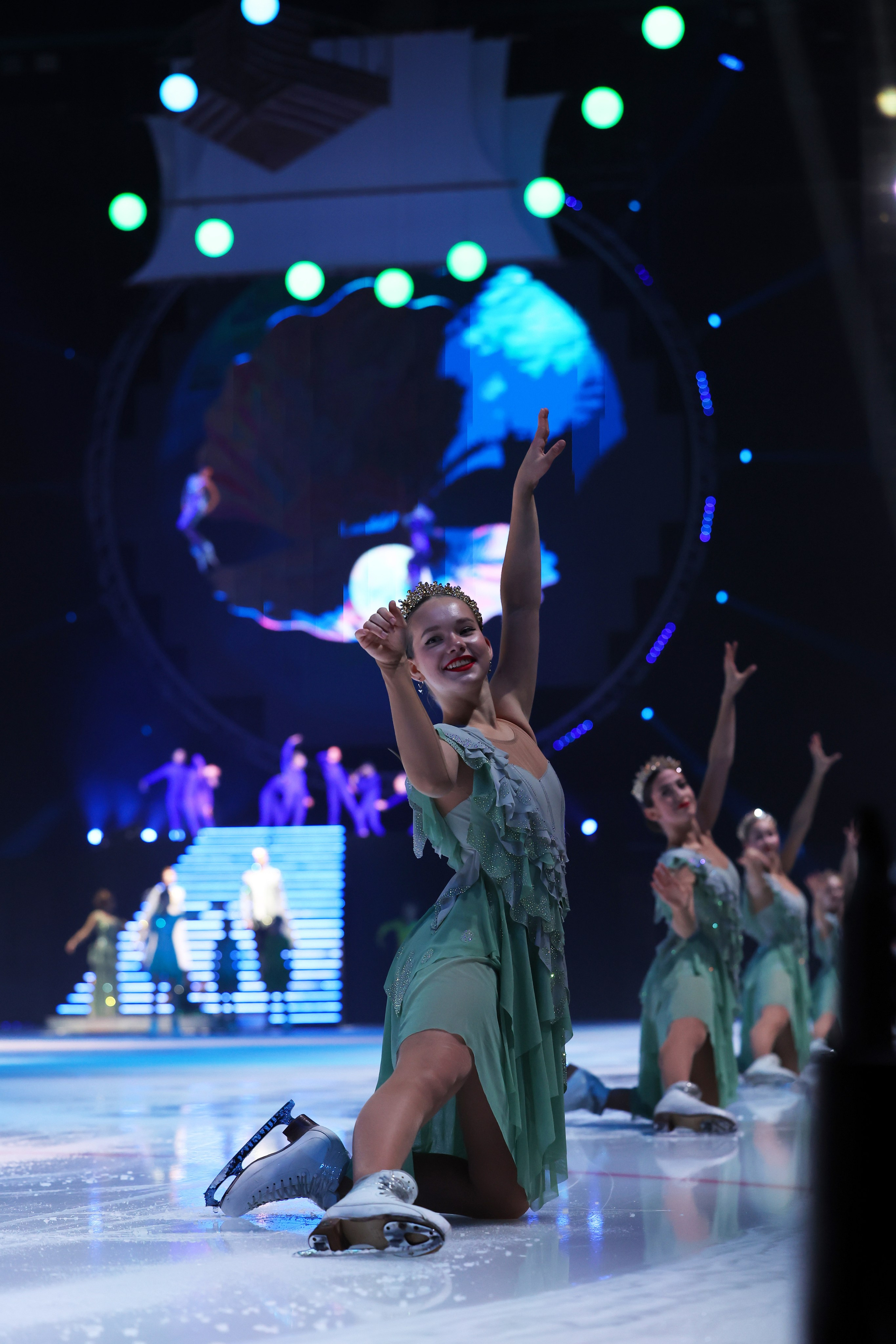 «Русалочка» шоу Евгения Плющенко 26 октября 2024. Спортивный и репортажный фотограф Антон Тереханов