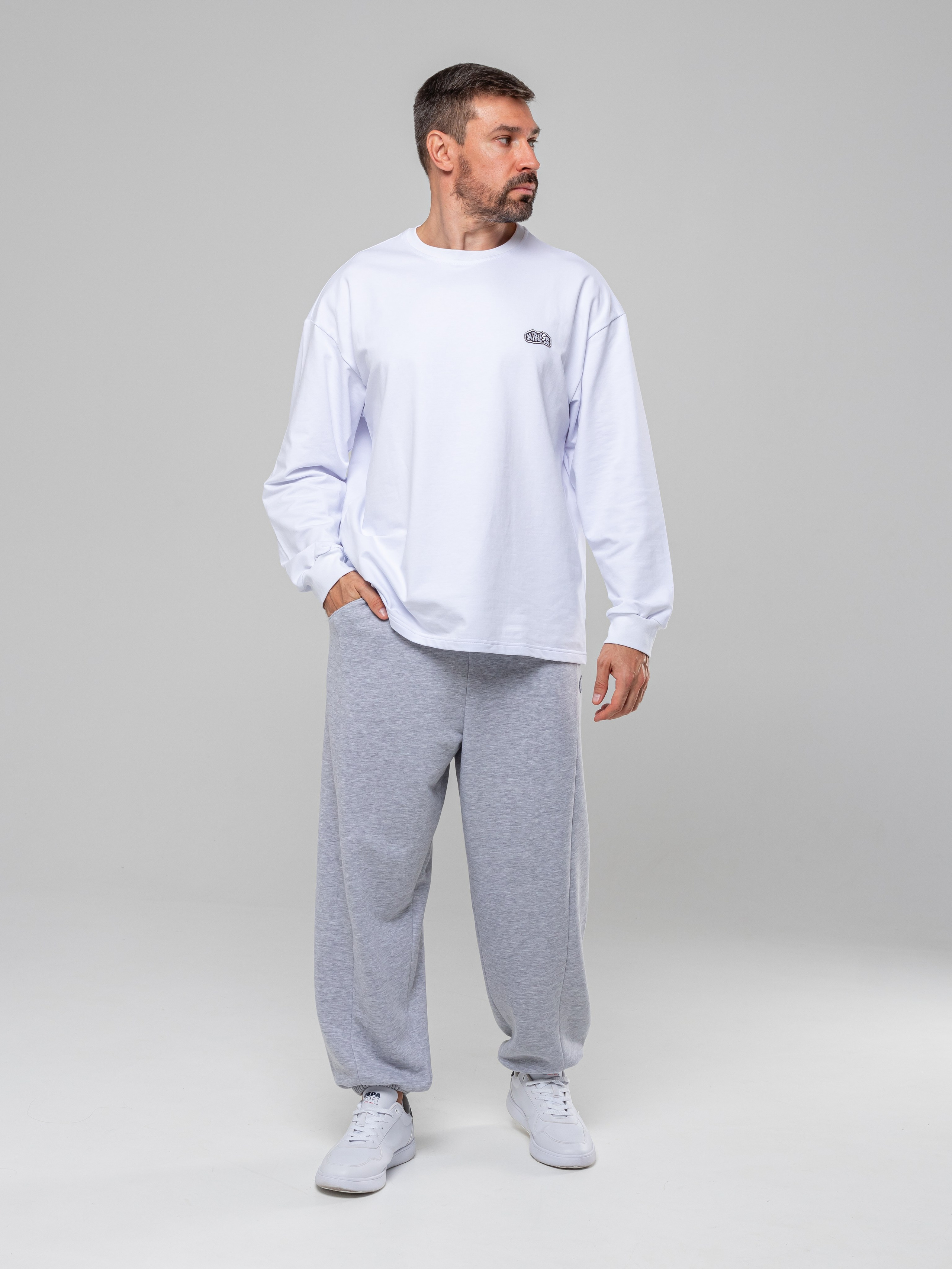 Худи и штаны. Фотограф в Краснодаре Арина Кудряшова