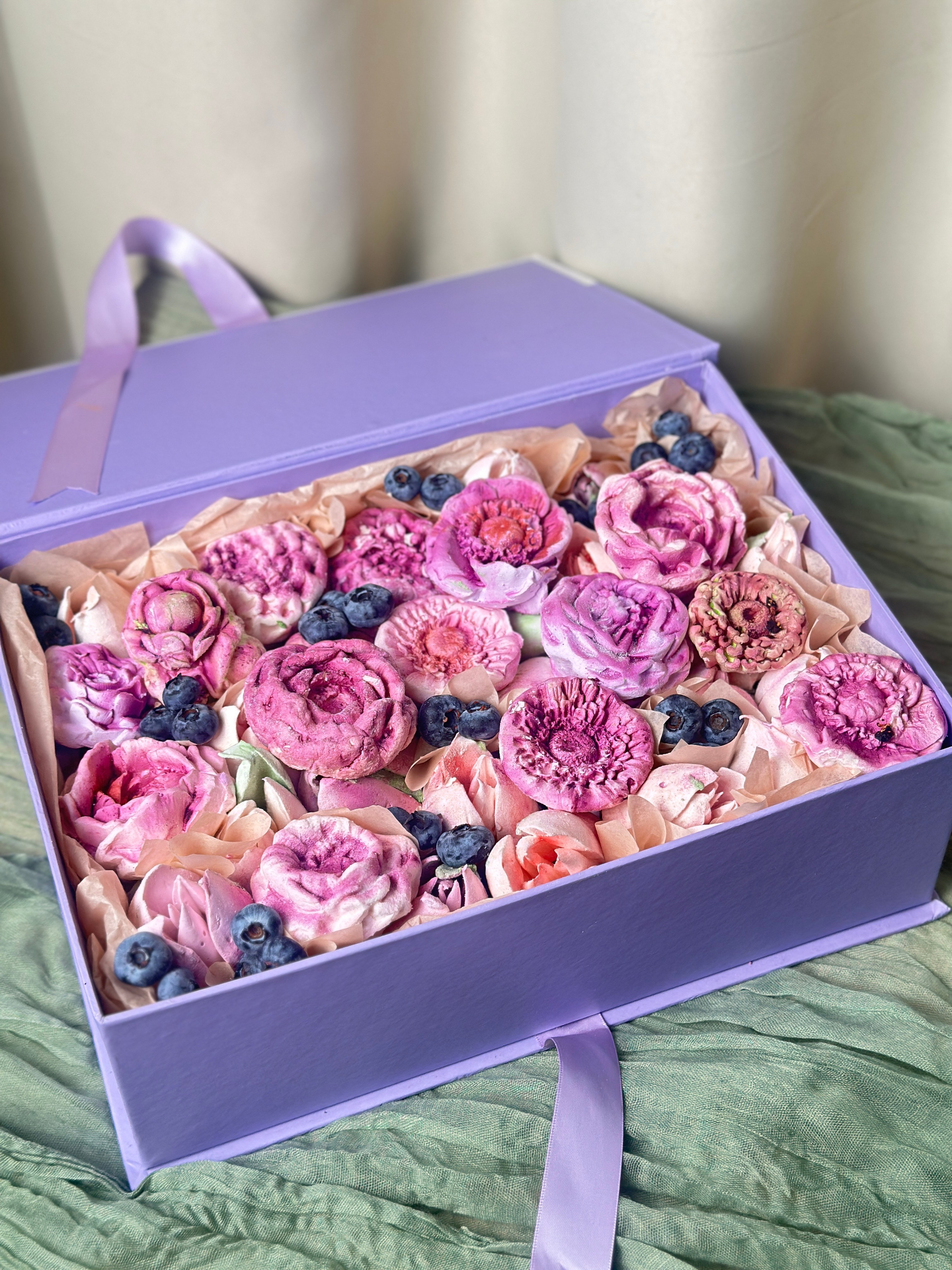 Сладкие. Выездной кейтеринг, съедобные букеты, торты и сладости на заказ