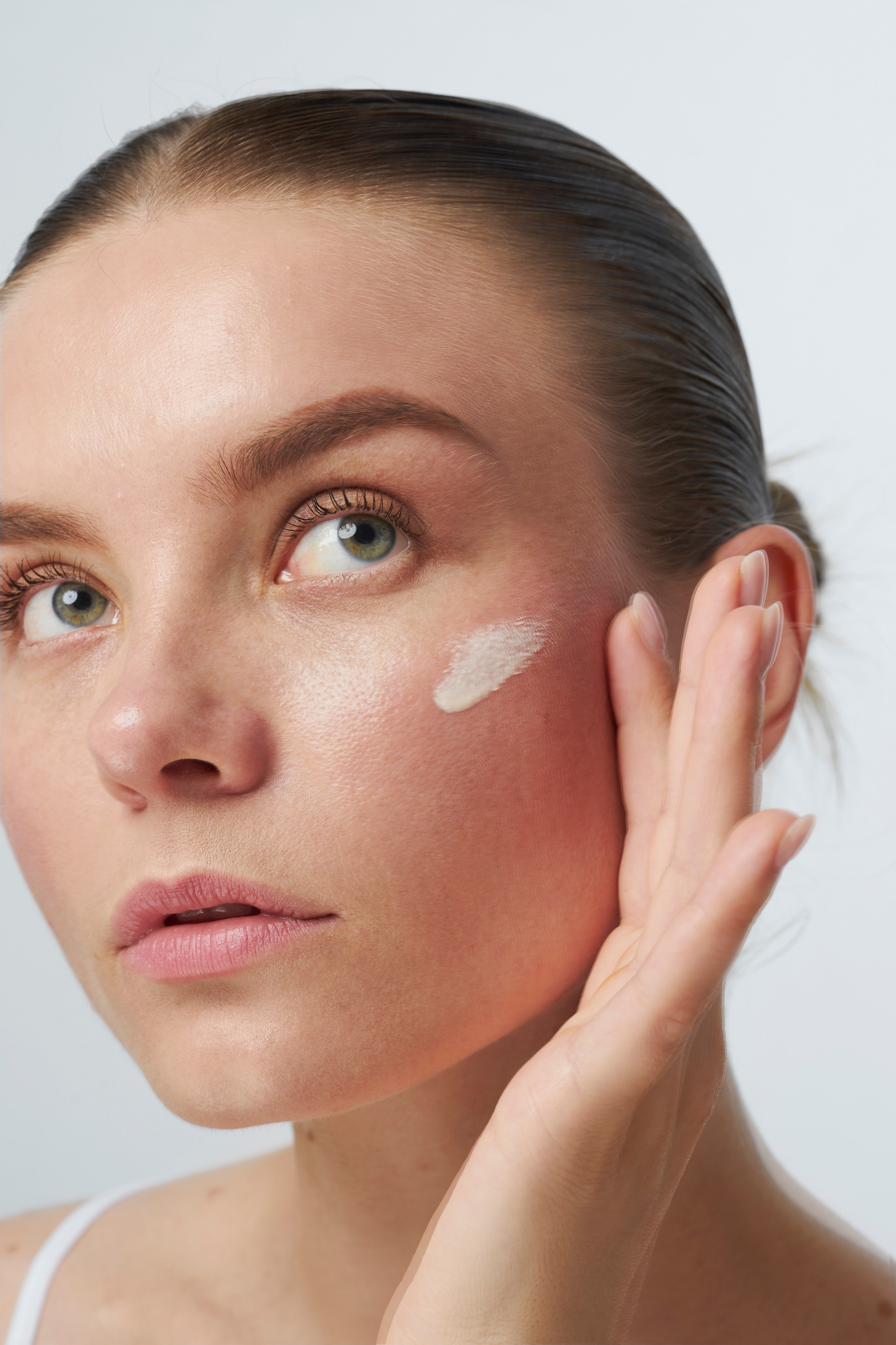 Бьюти (съемка с моделью). Предметный фотограф в Новосибирске Лебедева Дарина