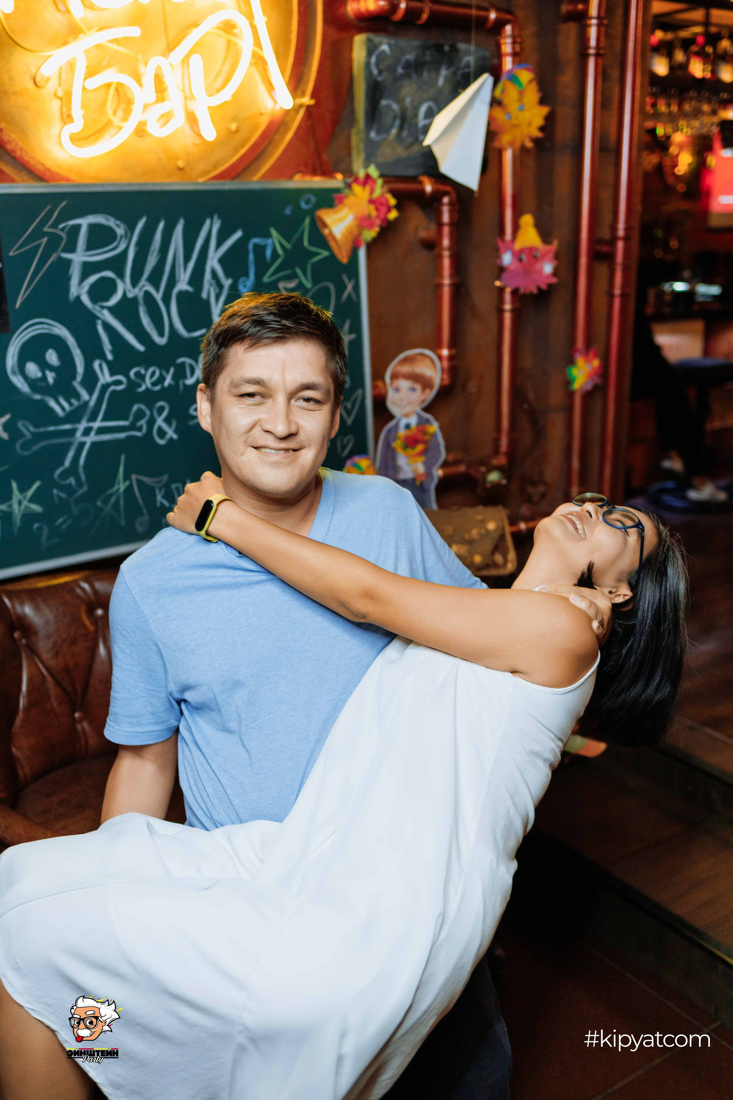 Эйнштейн Party