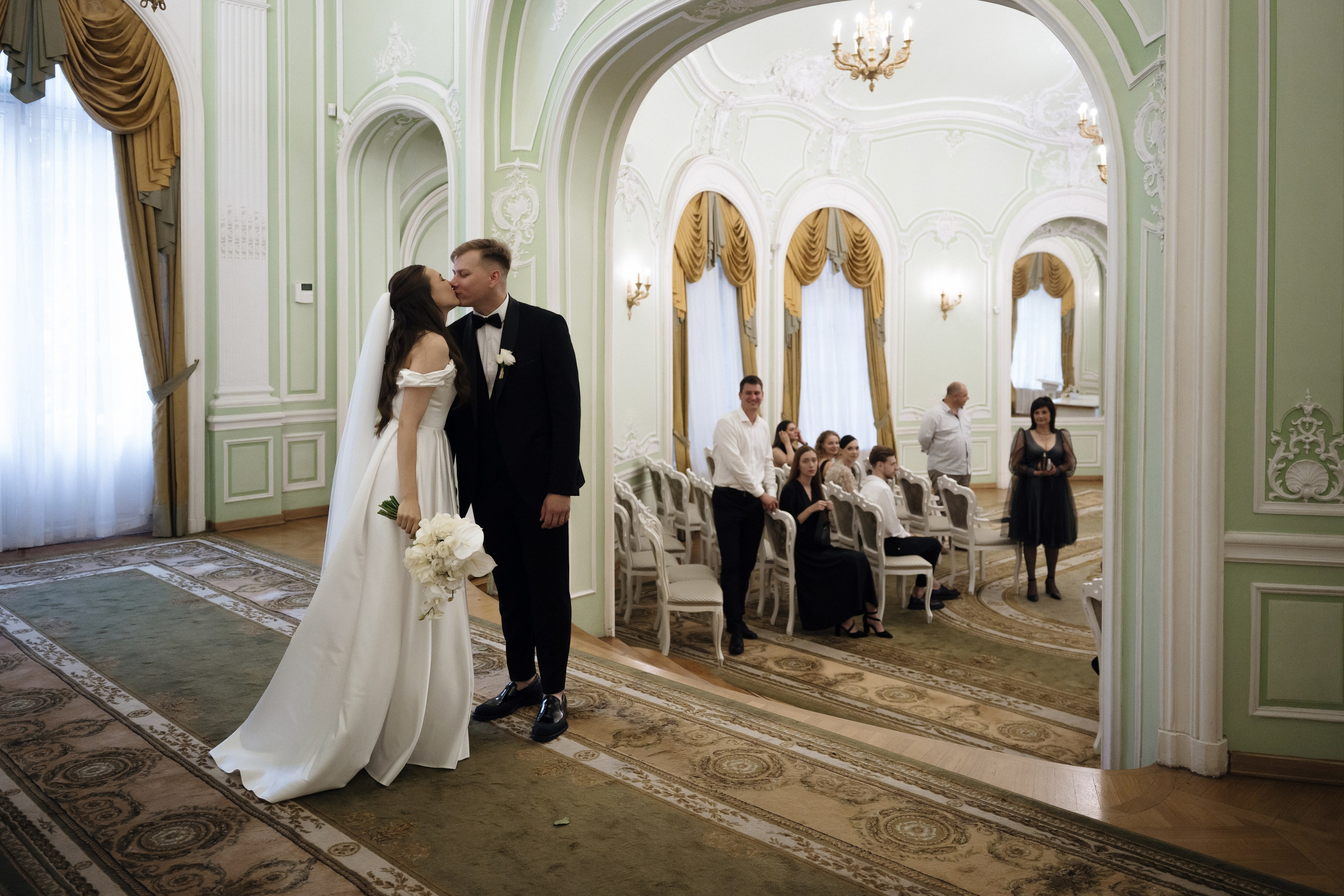 Social club. Свадебный фотограф в Петербурге Таша Вайб