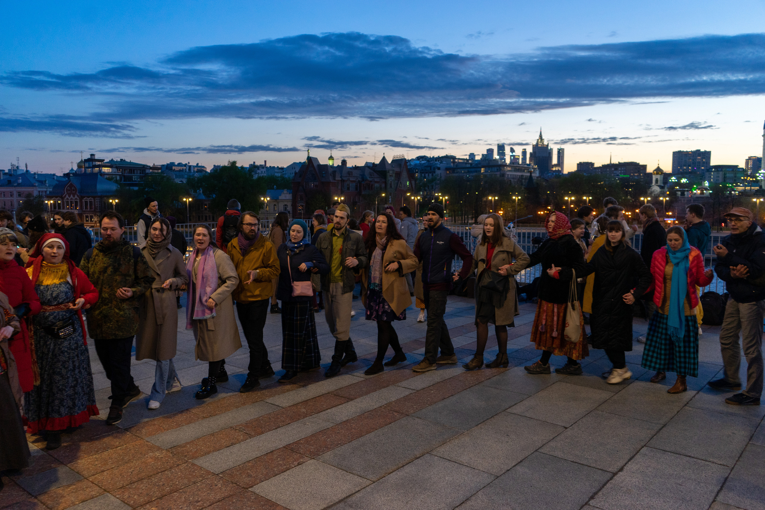 Вечерка на Патриаршем мосту. Фотограф Павел Шальнев