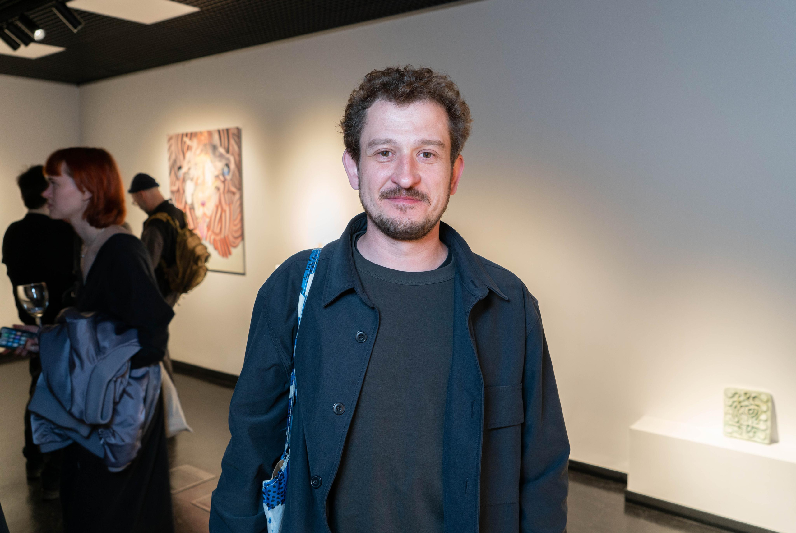 Открытие выставки «Щупальца длиннее ночи». Фотограф Павел Шальнев