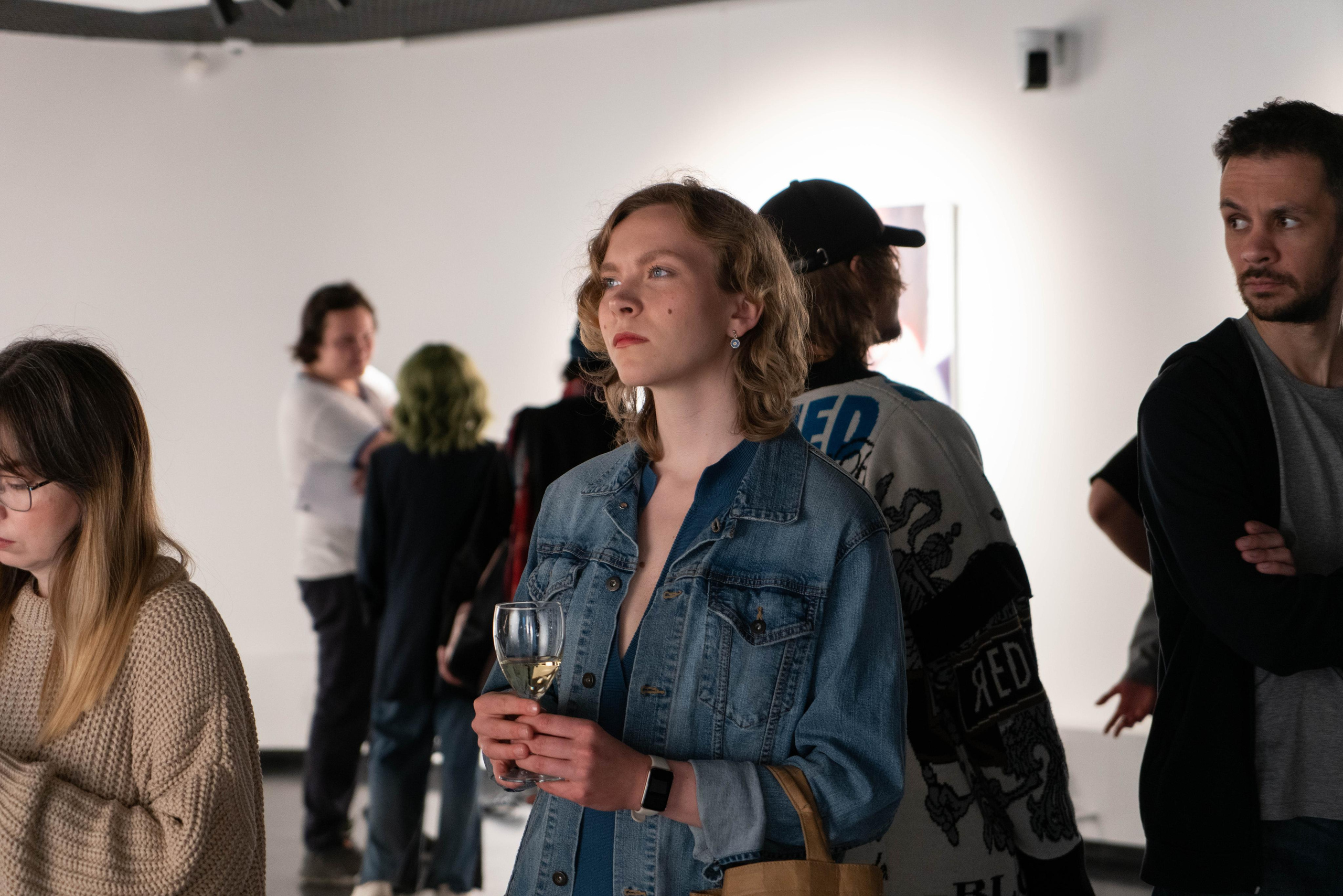 Открытие выставки «Щупальца длиннее ночи». Фотограф Павел Шальнев