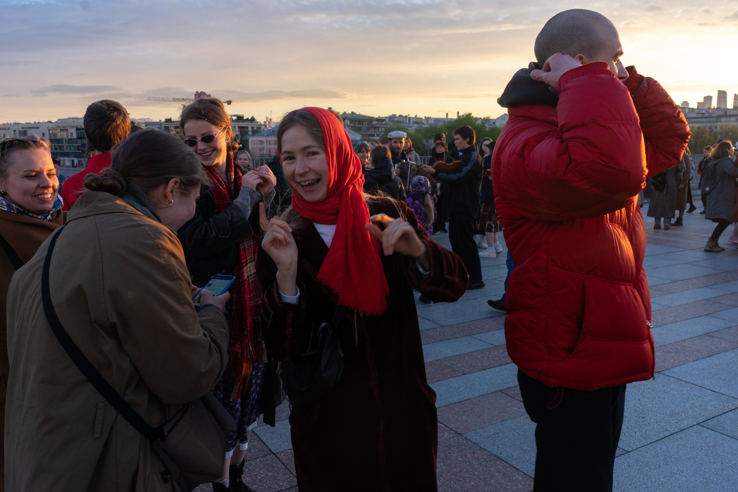 Вечерка на Патриаршем мосту. Фотограф Павел Шальнев