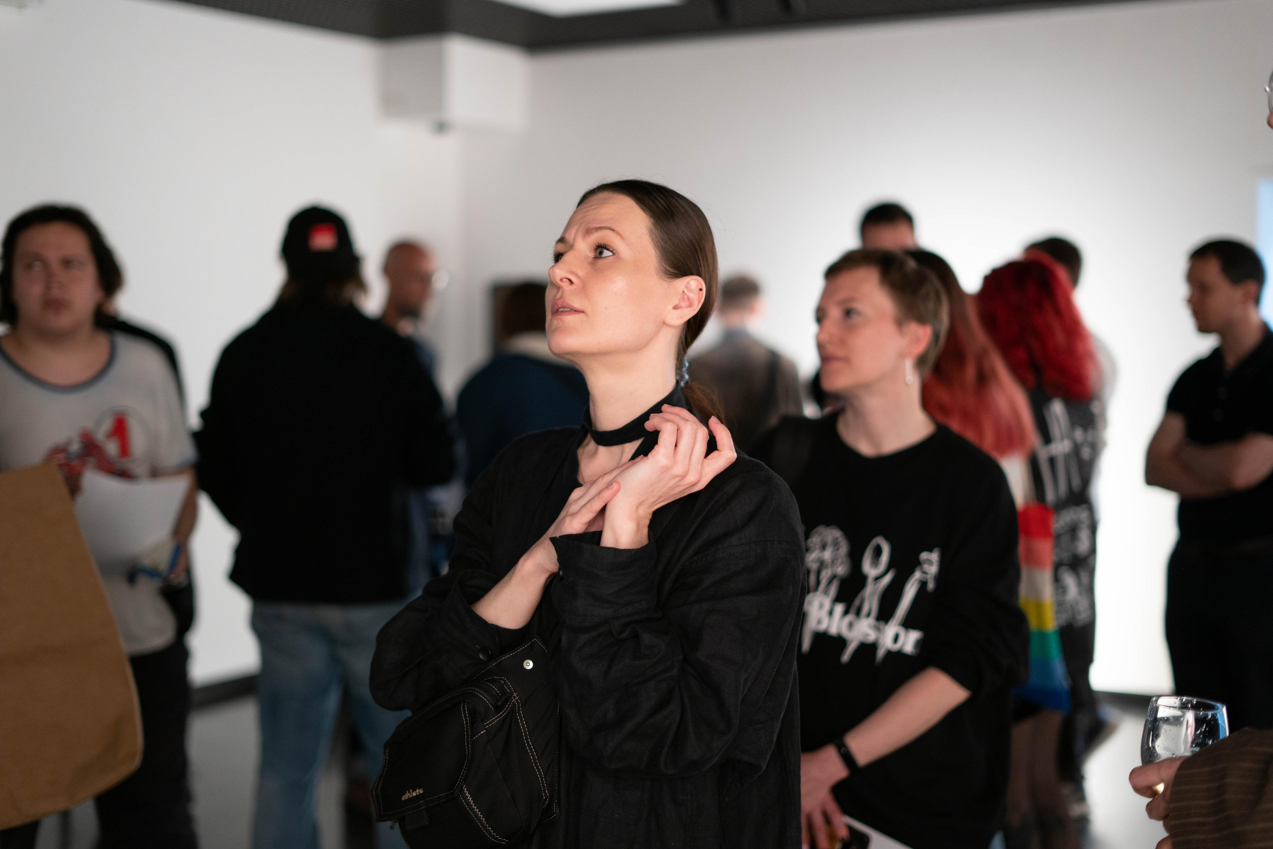 Открытие выставки «Щупальца длиннее ночи». Фотограф Павел Шальнев