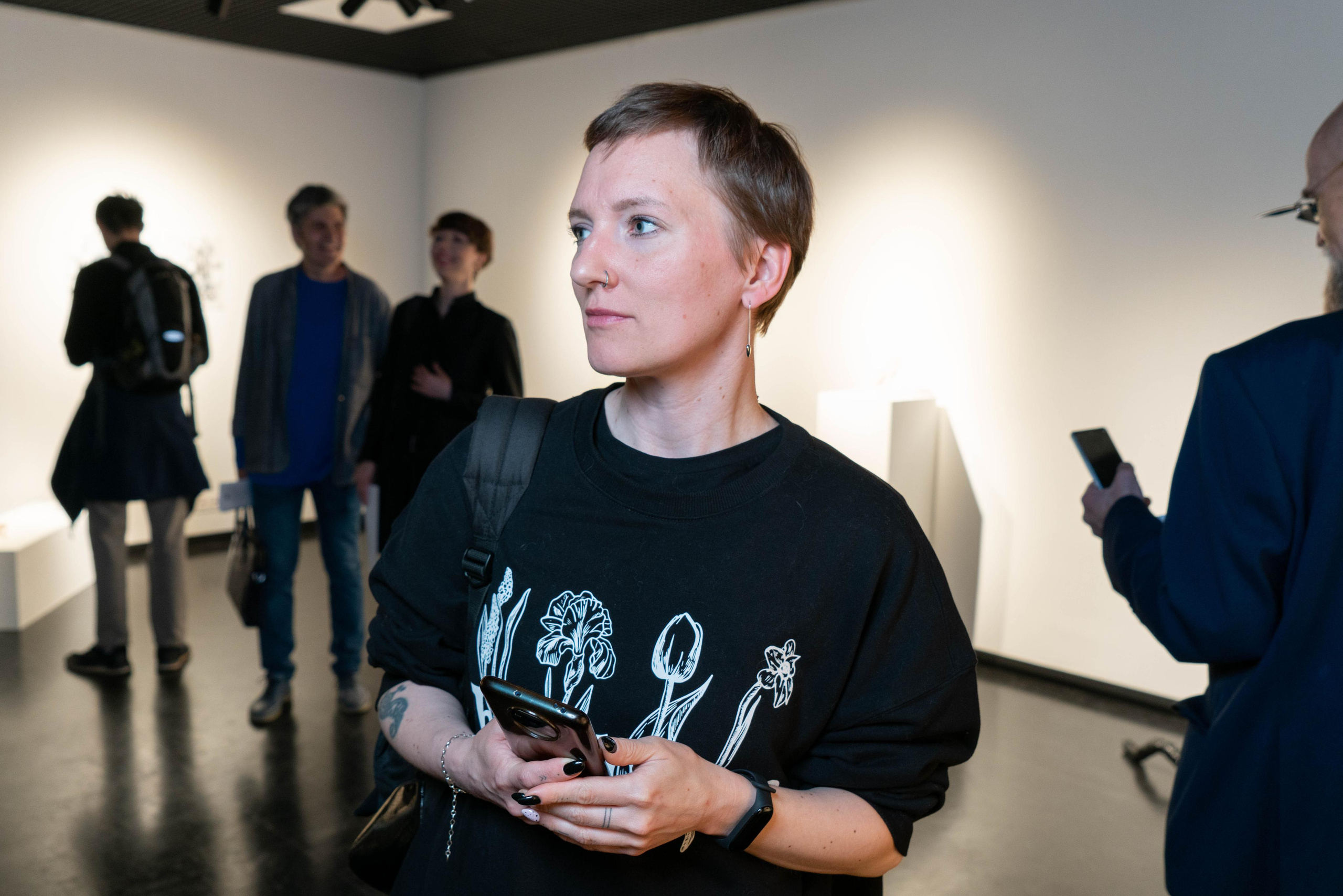 Открытие выставки «Щупальца длиннее ночи». Фотограф Павел Шальнев