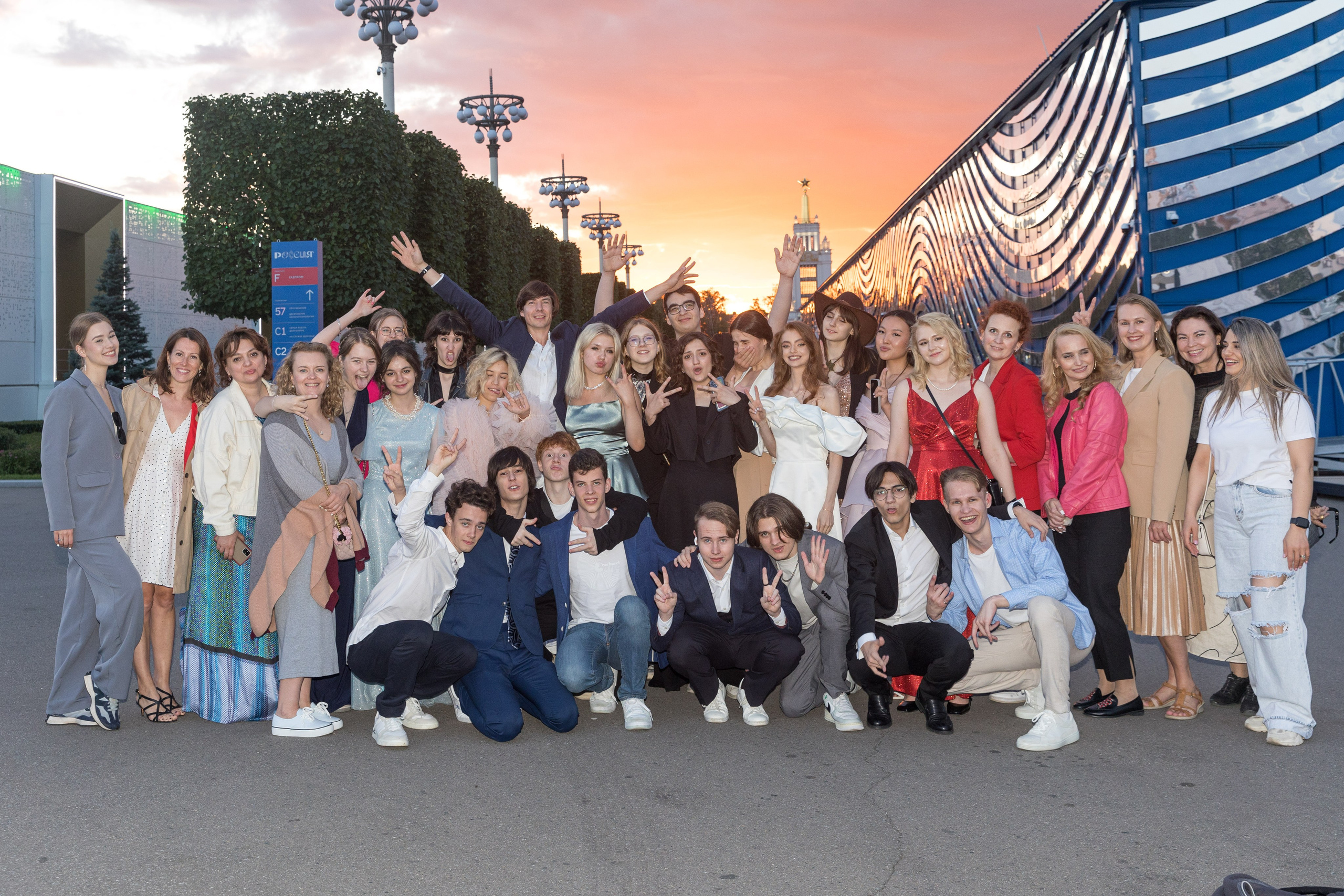 Прогулка перед выпускным. ВДНХ. Школьный фотограф в Москве Семенова Ирина