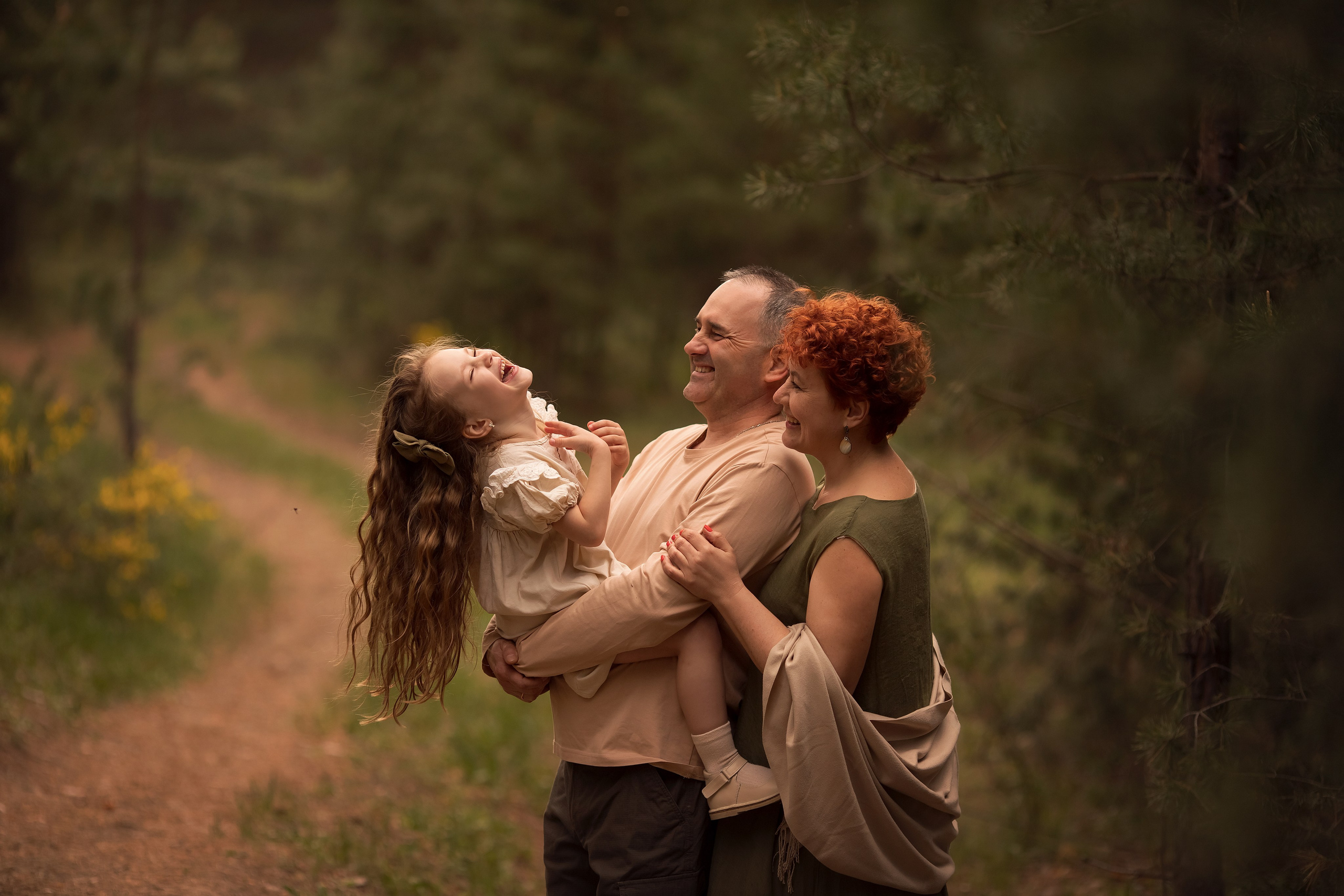В весеннем лесу. Семейный и детский фотограф в Саратове Полина Коткина