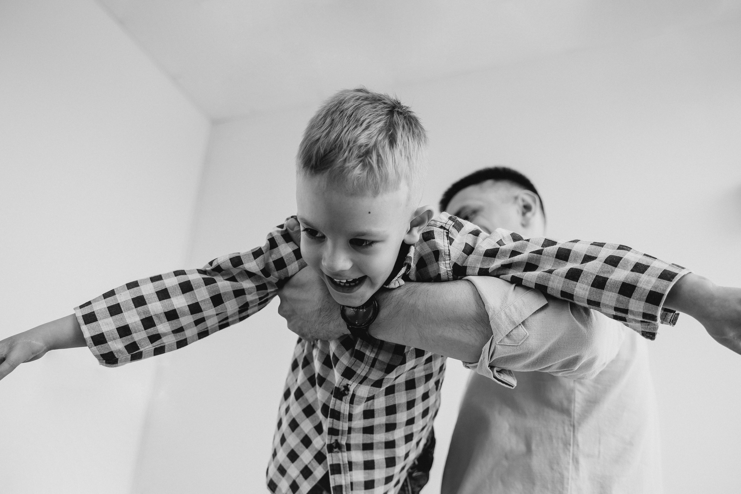 Вдвоём хорошо, но втроём. Моменты и истории о вас настоящих