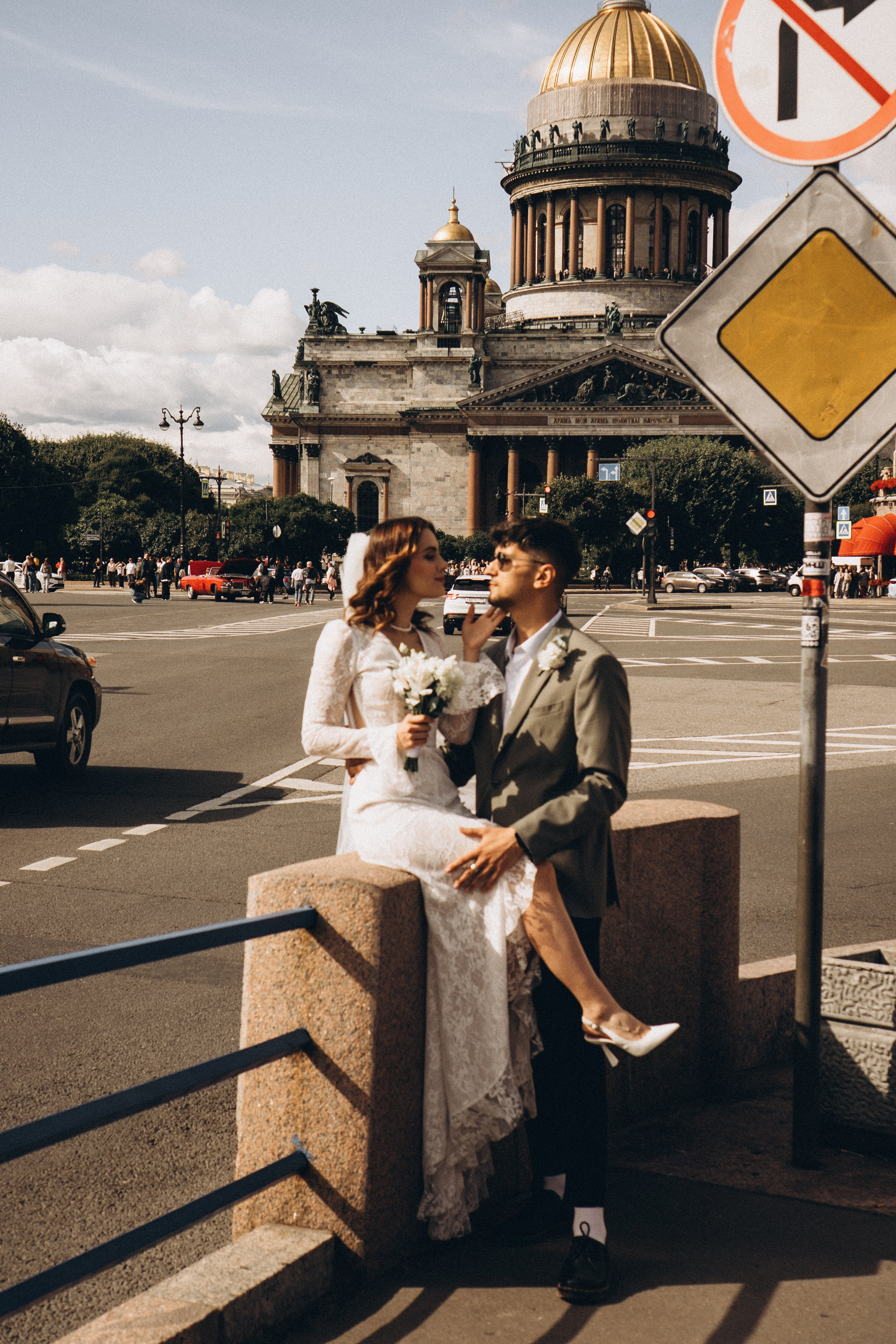 СВАДЕБНАЯ ПРОГУЛКА ВОЗЕ ИСАИКЕВСКОГО СОБОРА АСТОРИИ И ЗАКОНОДАЛЕТНОГО СОБРАНИЯ. Профессиональный фотограф, Санкт-Петербург — Виктория Богомолова