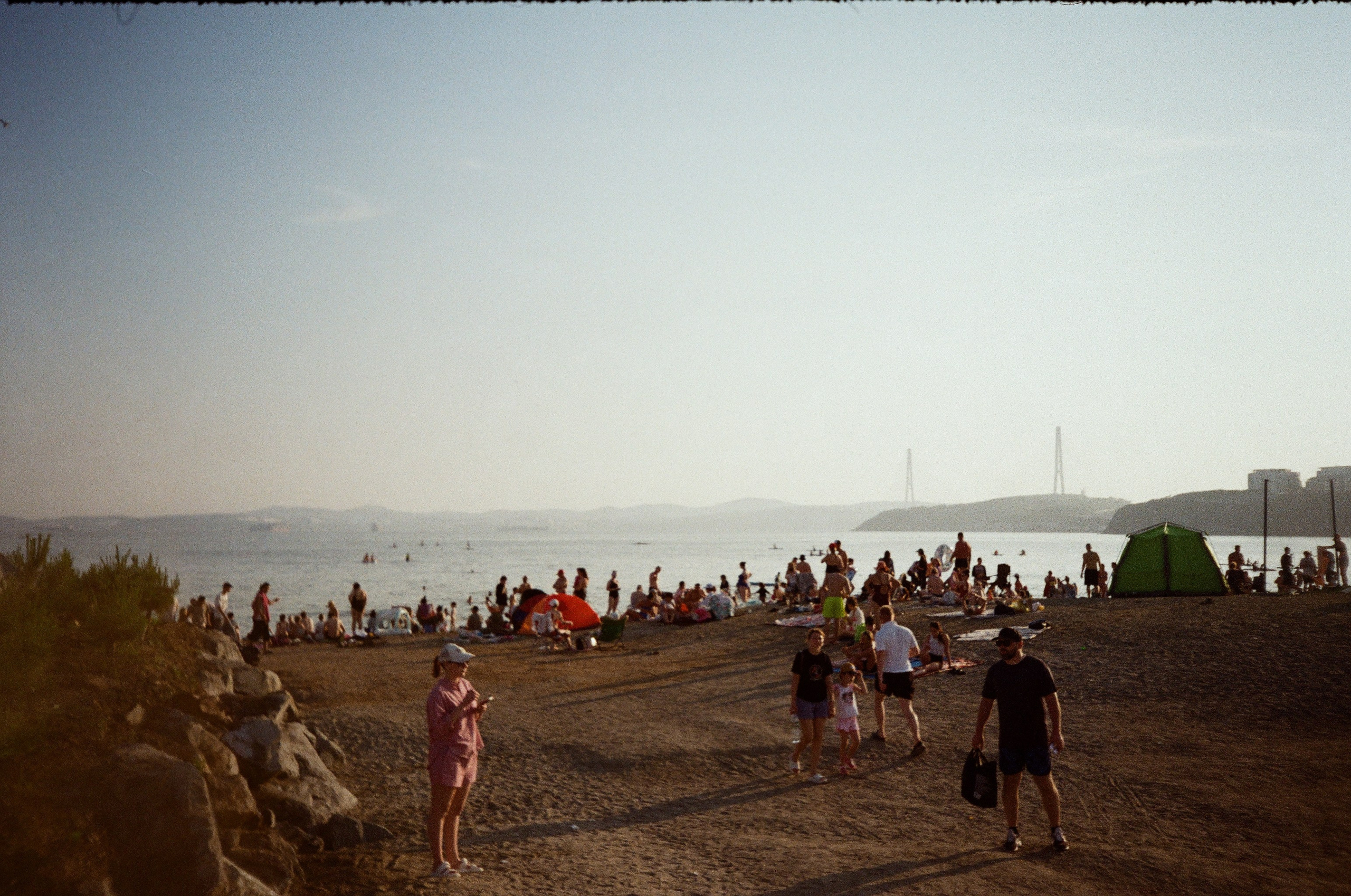 Плёнка весна-лето 2025. Ирина Чернова — портретный фотограф и маркетолог из Владивостока