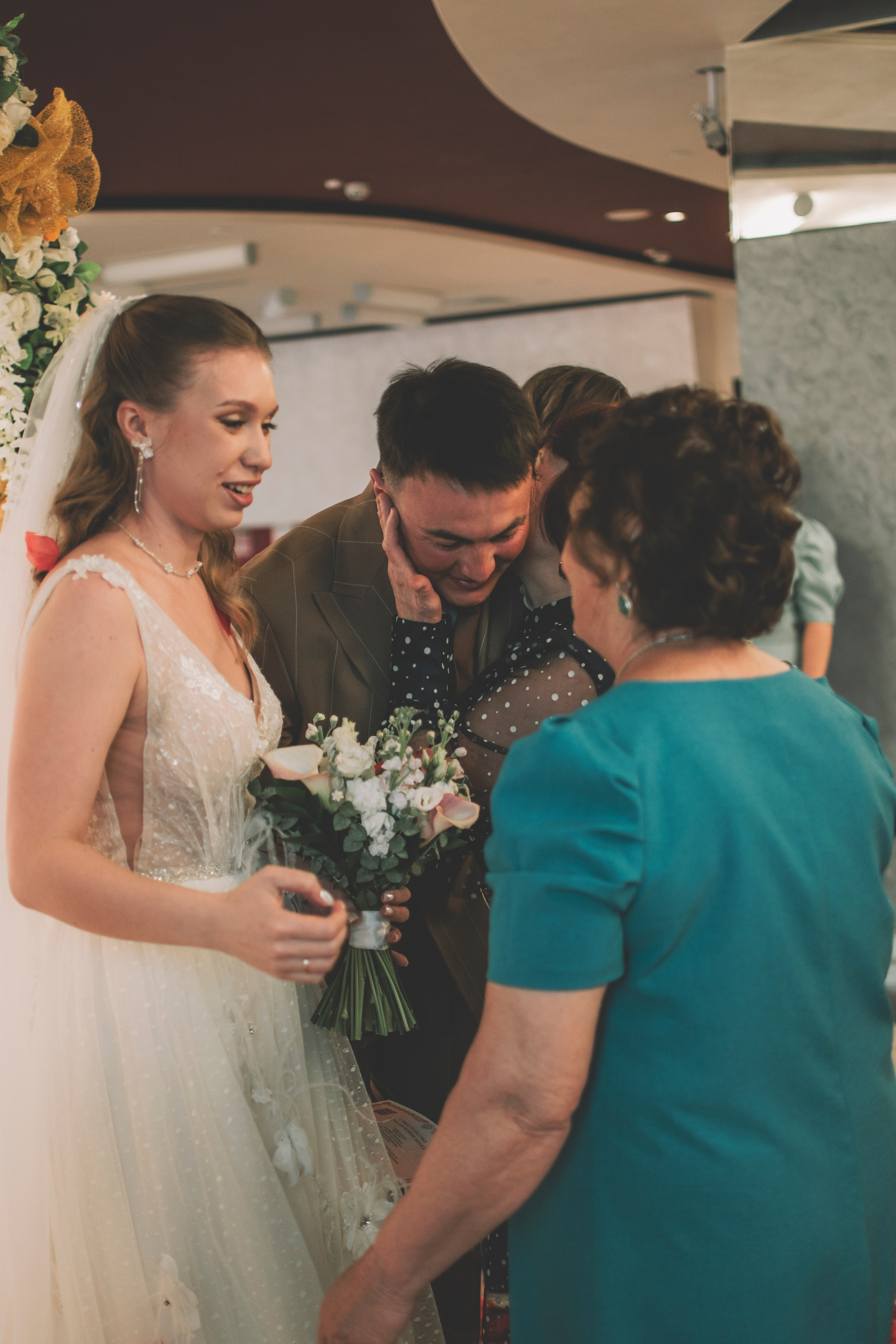 Альберт и Анастасия (Студийная фотосессия, роспись в ДК Нефтяник + фотосессия с гостями). Семейный и свадебный фотограф Губкинский и Ставрополь