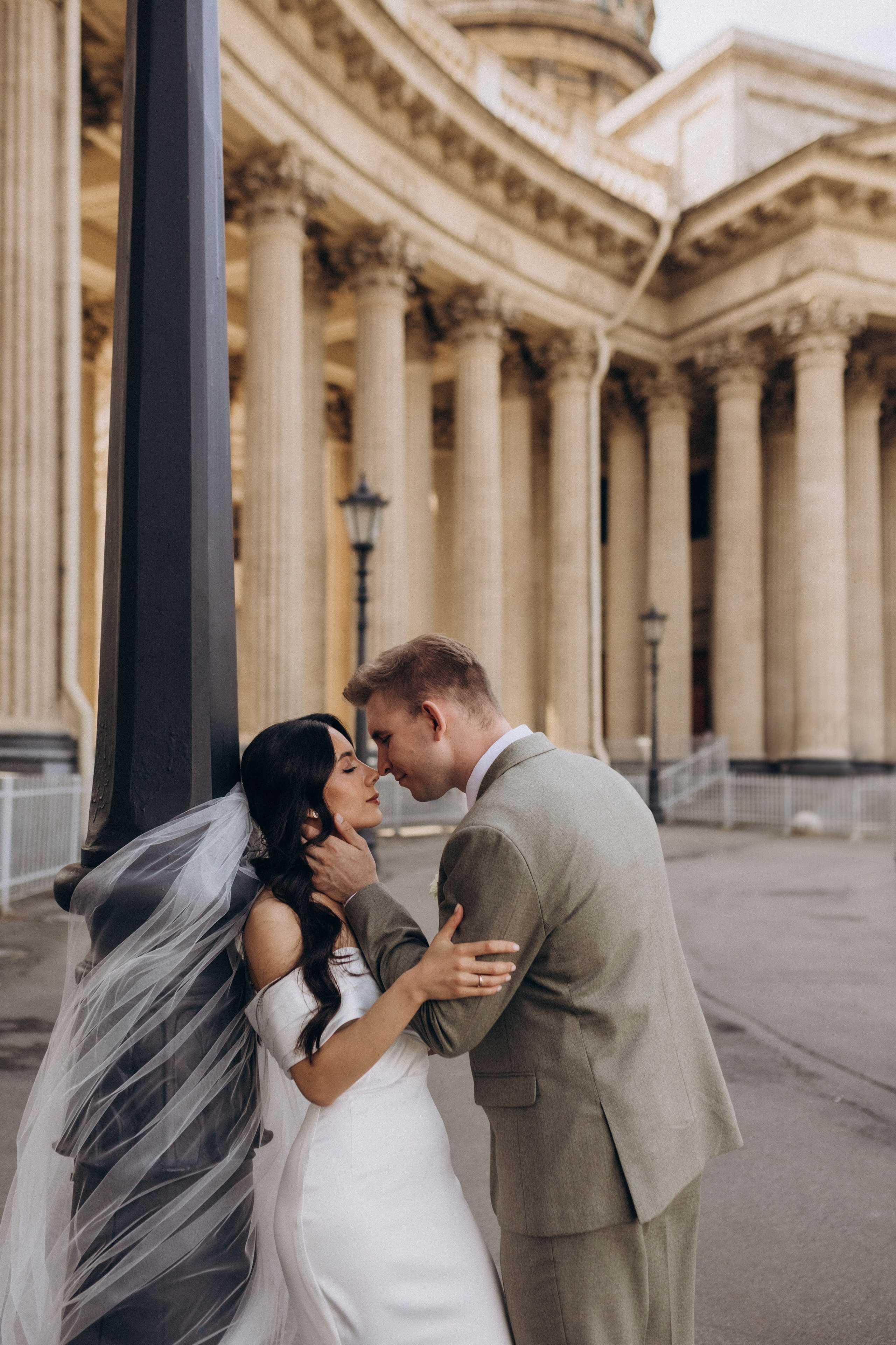 Сергей и Эльнара | Загс Калининского района. Свадебный и love story фотограф в Санкт-Петербурге
