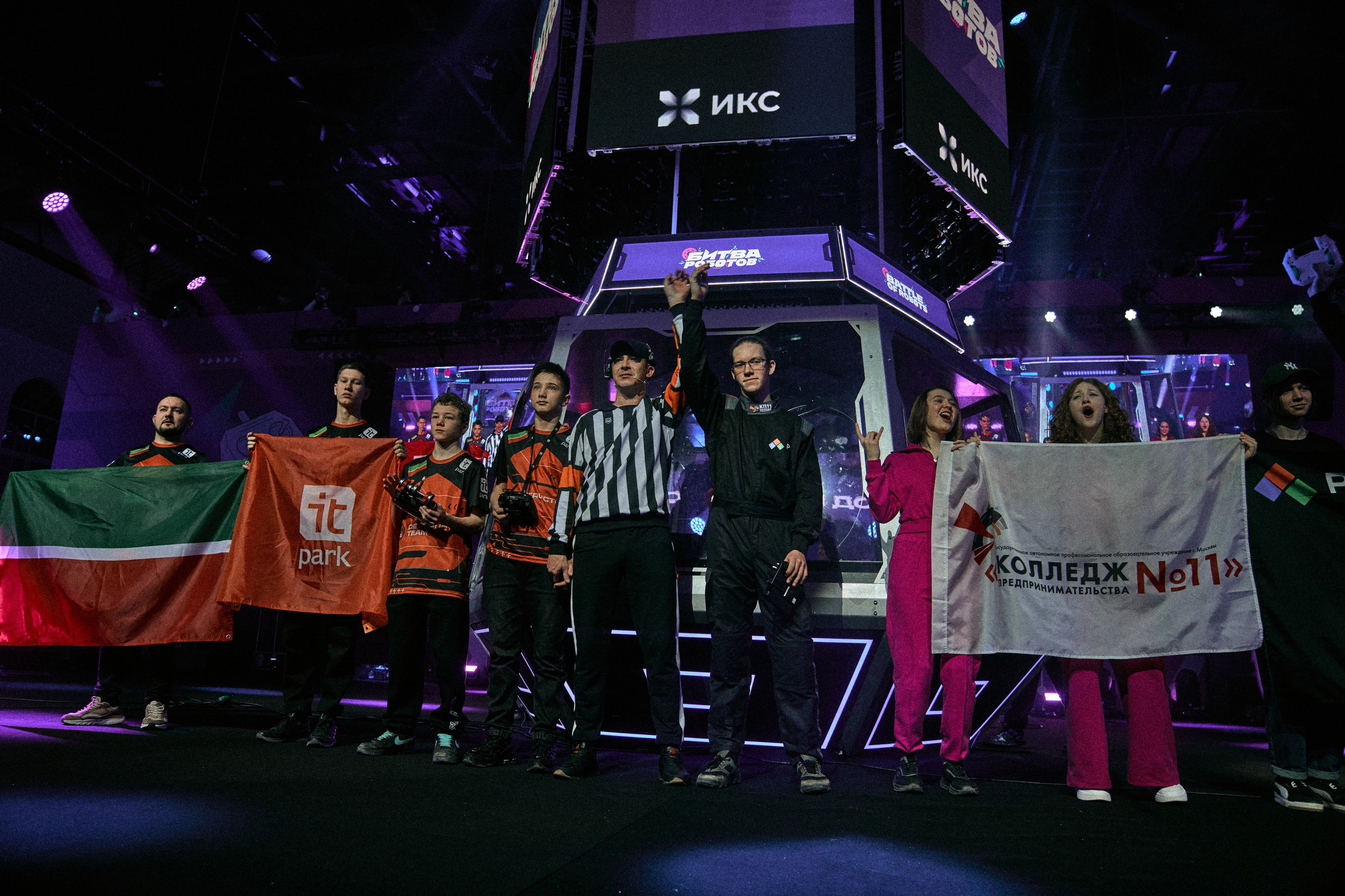 БИТВА РОБОТОВ / ФИНАЛ 2025. Фотограф мероприятий / Ваши воспоминания — Моя забота