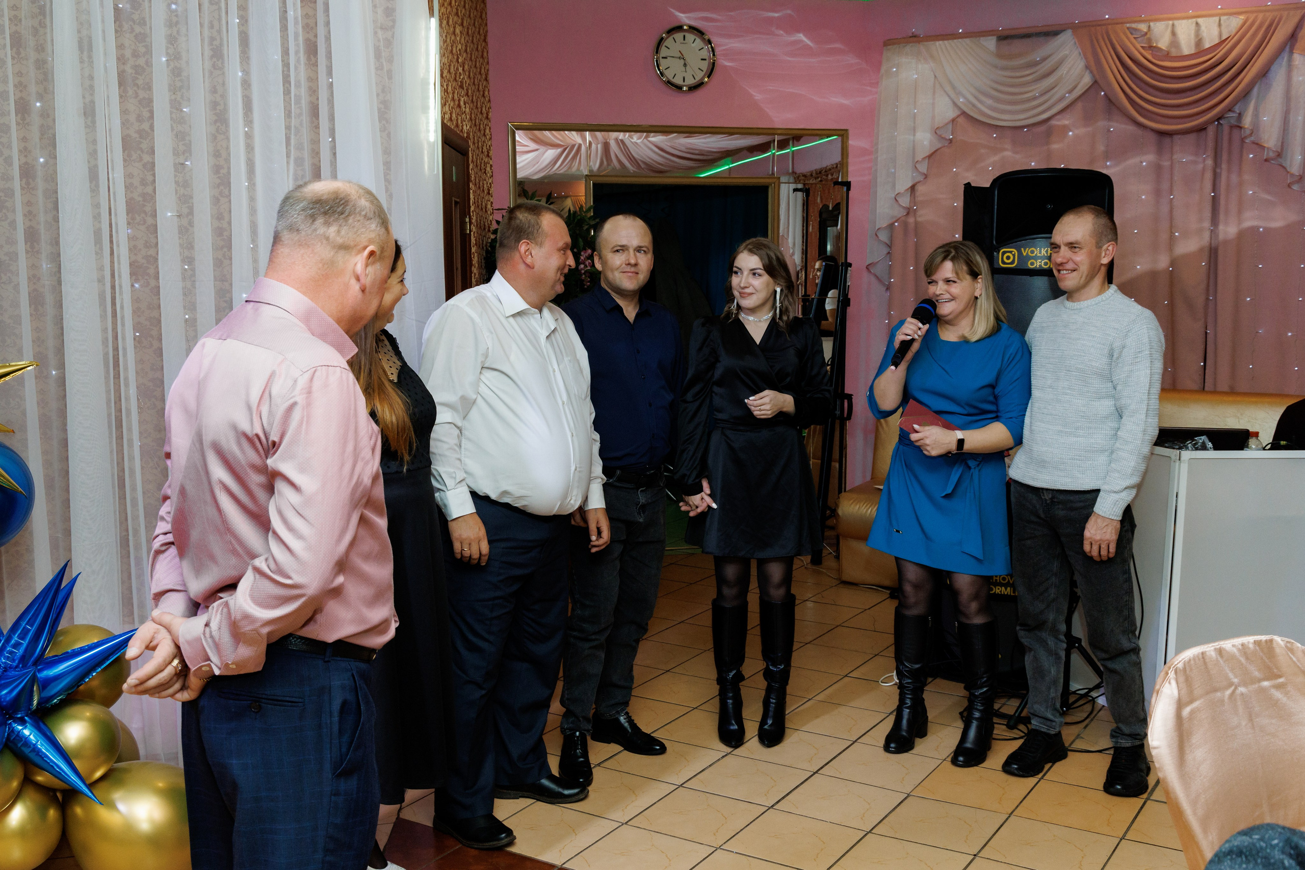 Юбилей Николаю в кафе Зеркальное, г. Сясьстрой. Свадебный и семейный фотограф в г. Волхов Алексей Кочерыжкин