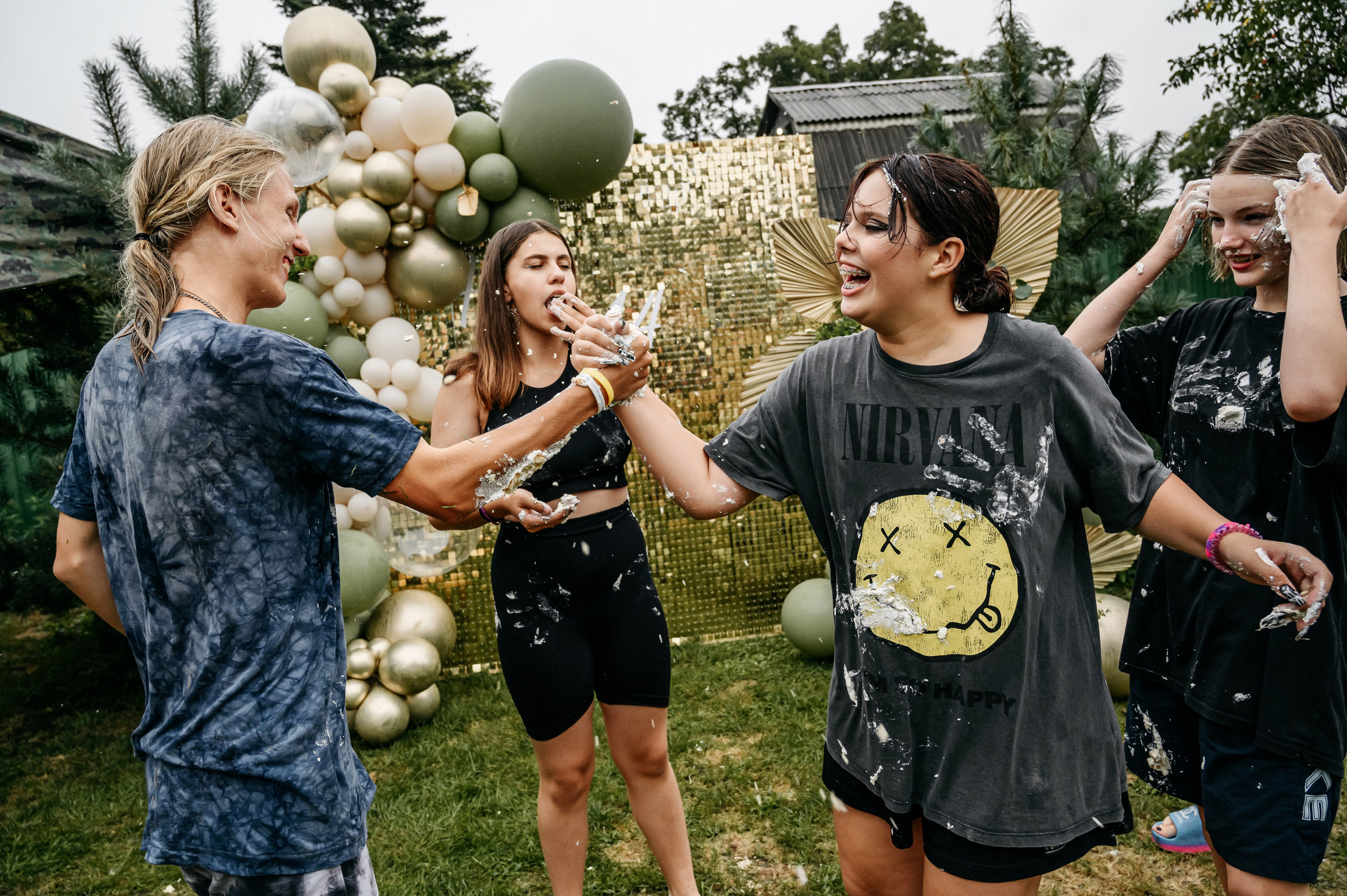 Ника. Пенная вечеринка с бассейном. Фотограф Владивосток. Игорь Кирсанов