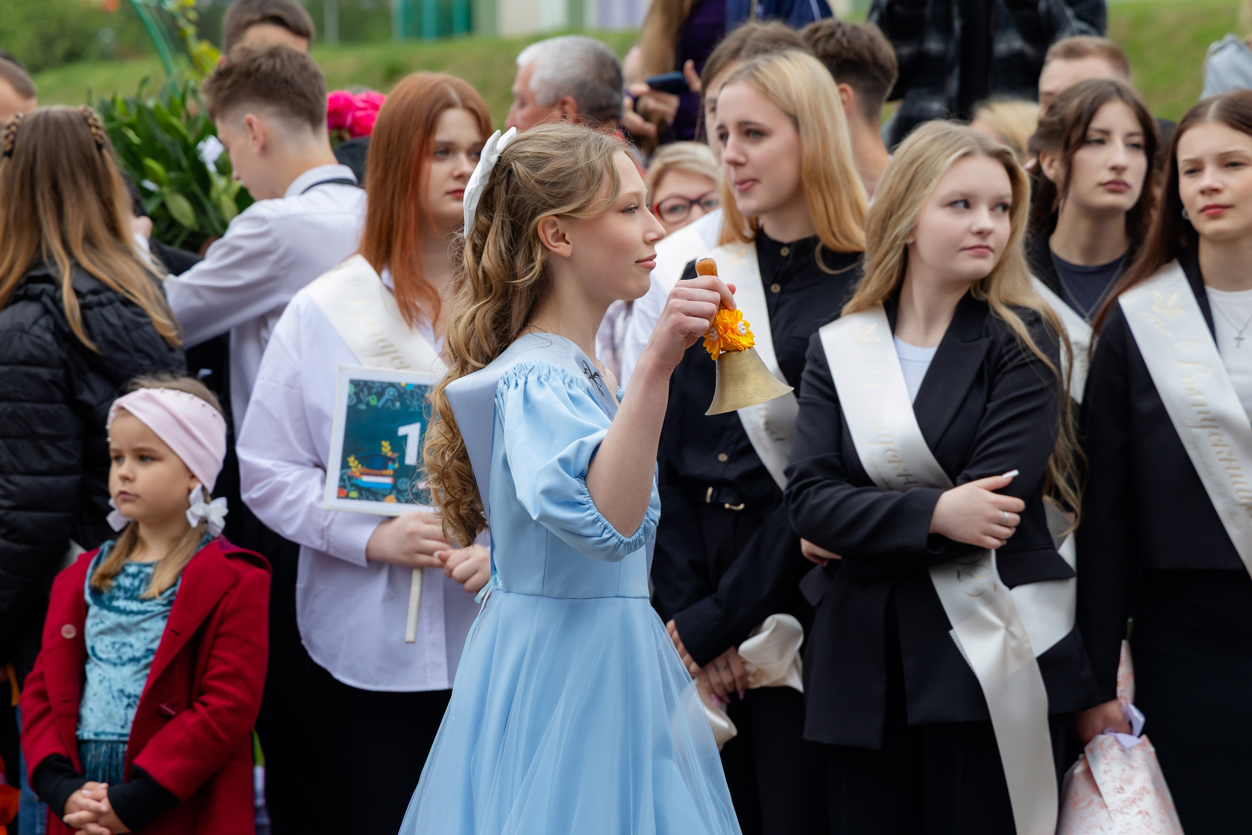 Последний звонок 2025 в Минске. Свадебный фотограф в Минске/Беларуси Сергей Спиридонов