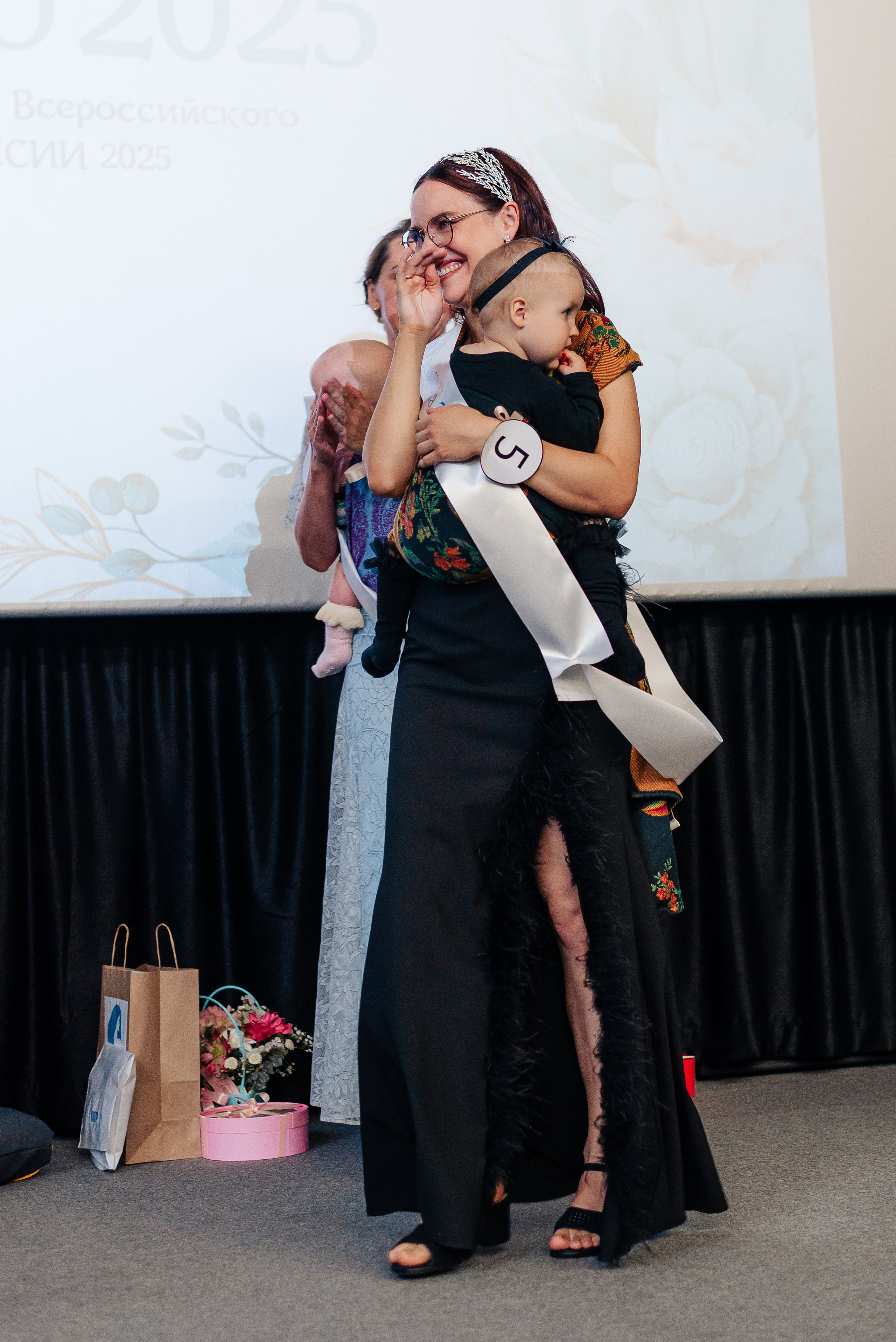 Слингомама Иваново 2025. Семейный и детский фотограф Иваново Ксения Азаренкова