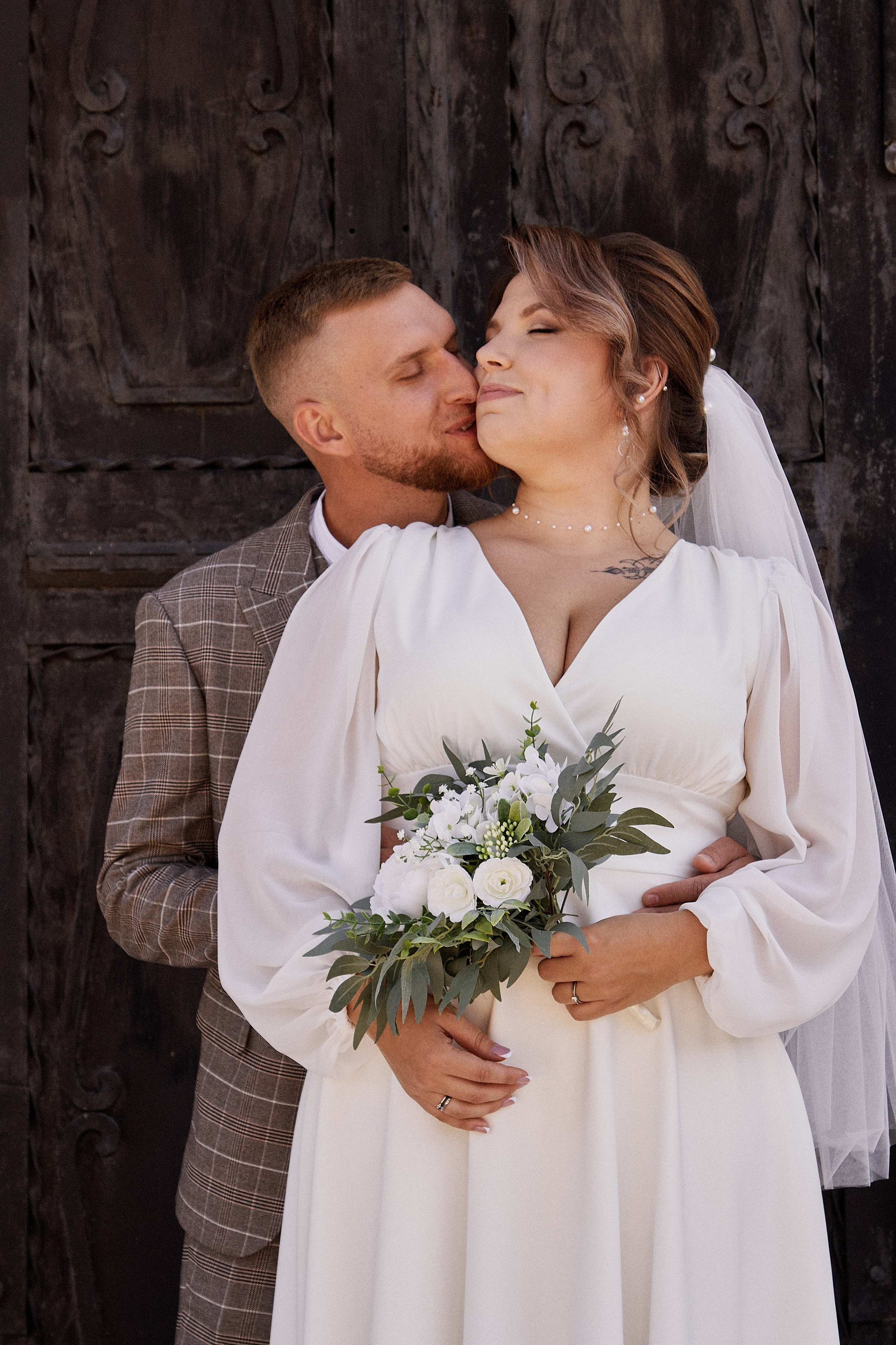 Алевтина и Дмитрий. Владимирский храм. Фотограф лавстори Москва/МО Приятелева Ангелина