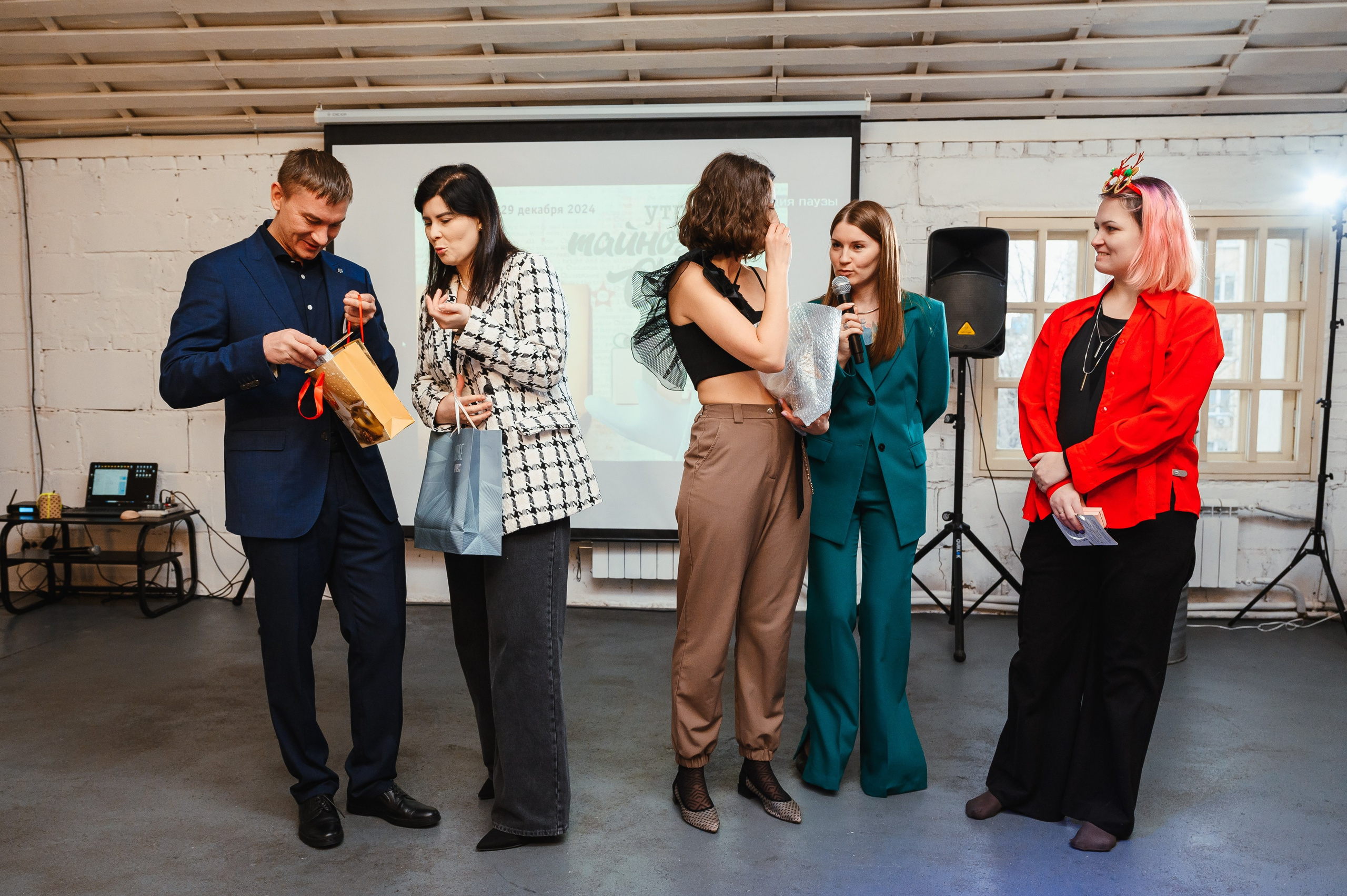 Новый год в клубе «Читалка». Свадебный и просто хороший фотограф в Челябинске