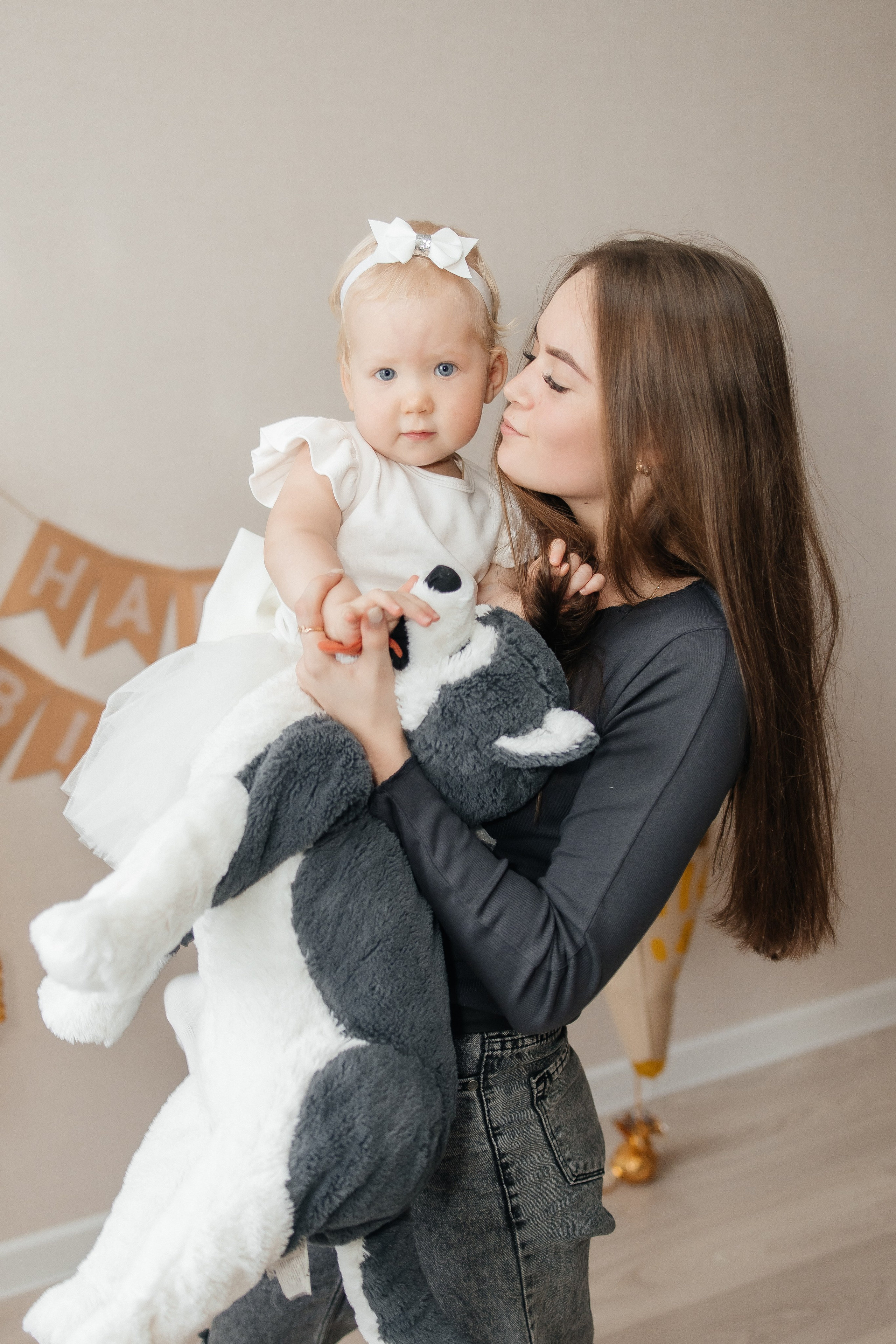 1 годик Еве (домашняя съемка). Профессиональный фотограф Кристина Искусных. Талдом- Москва