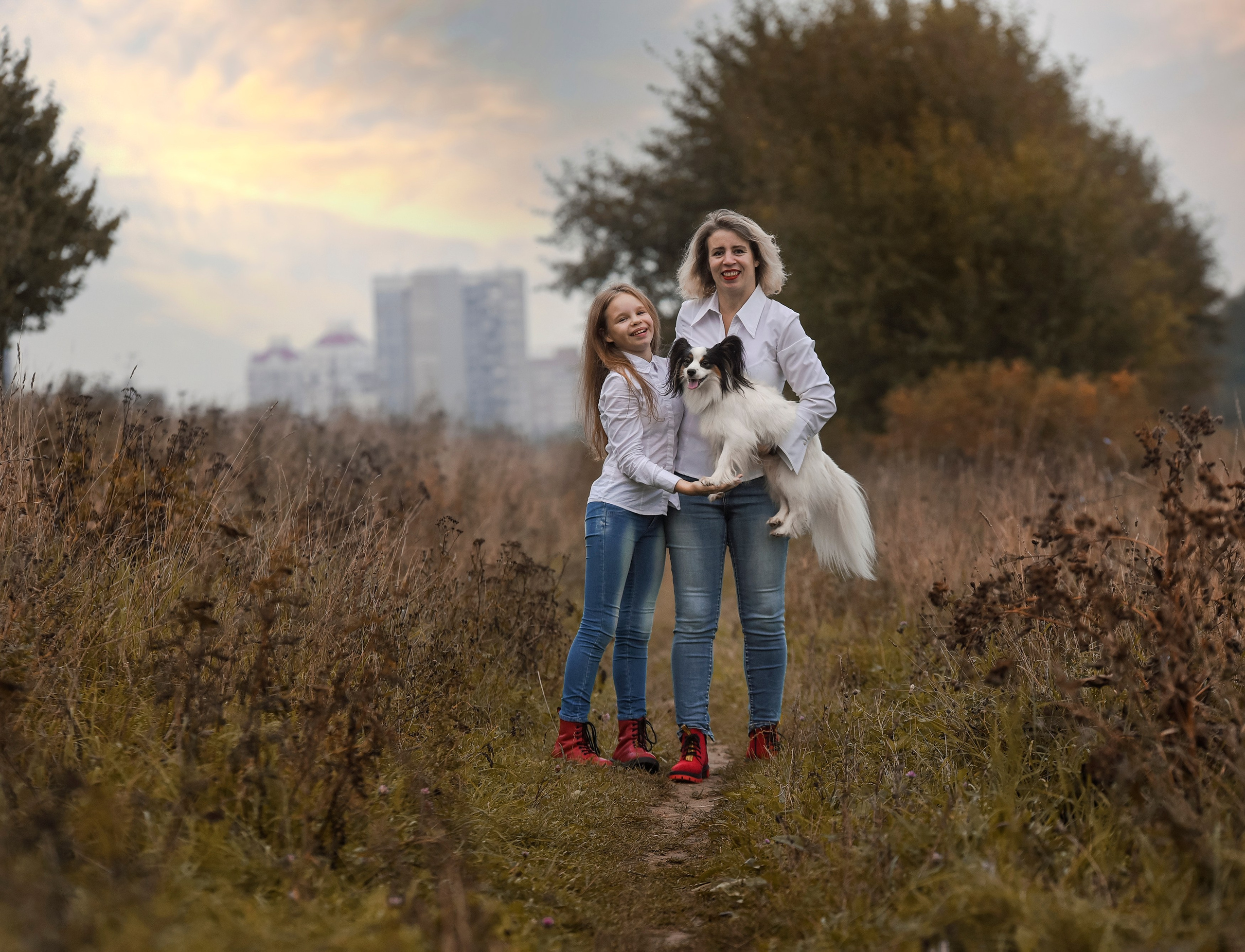Фотопрогулка, семейная съемка, фотосессия с друзьями, фотосессия с питомцем, собака