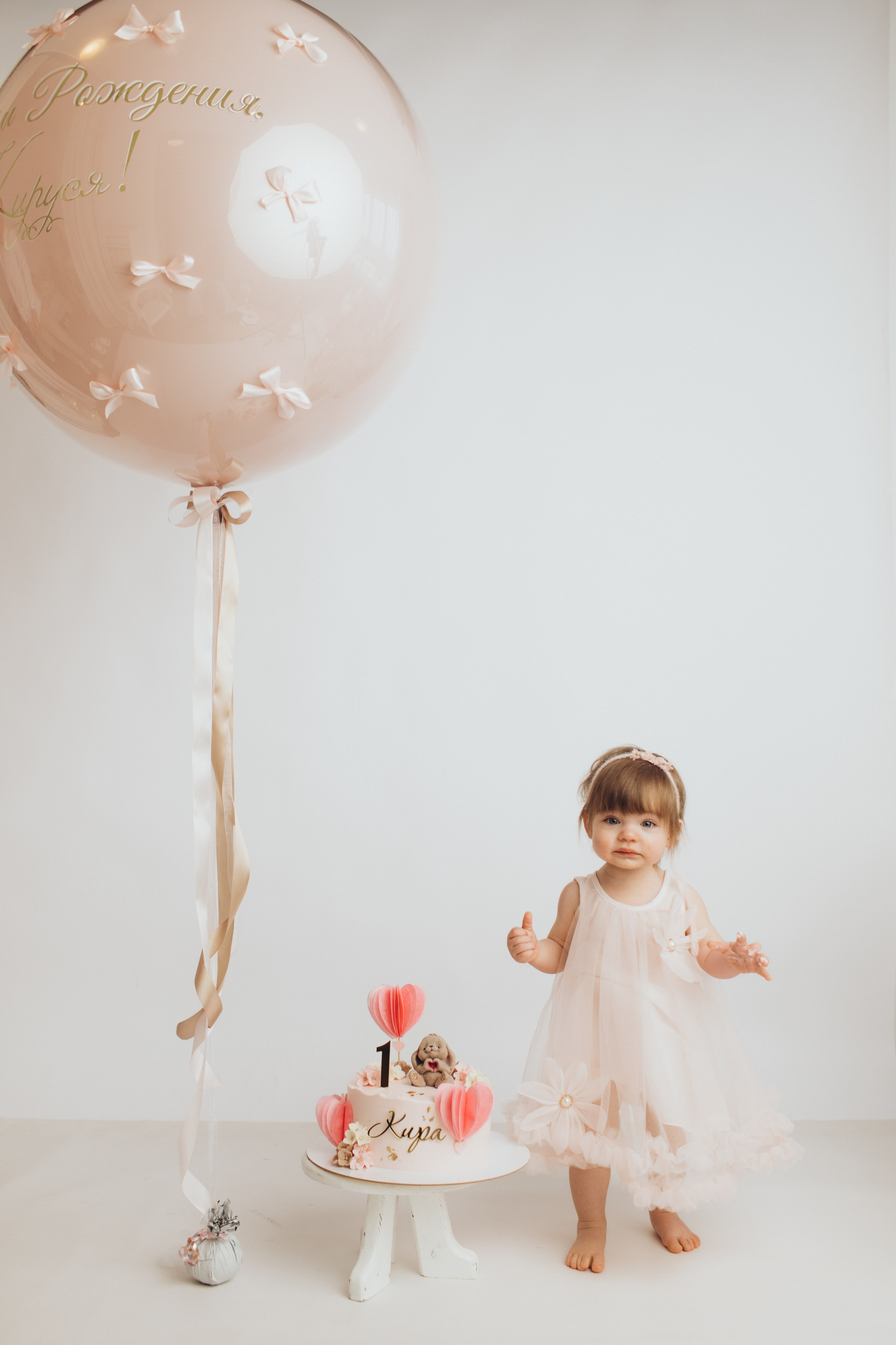 Фотосессия Первый Годик. Фотостудия для новорожденных и малышей в Твери — На ручки