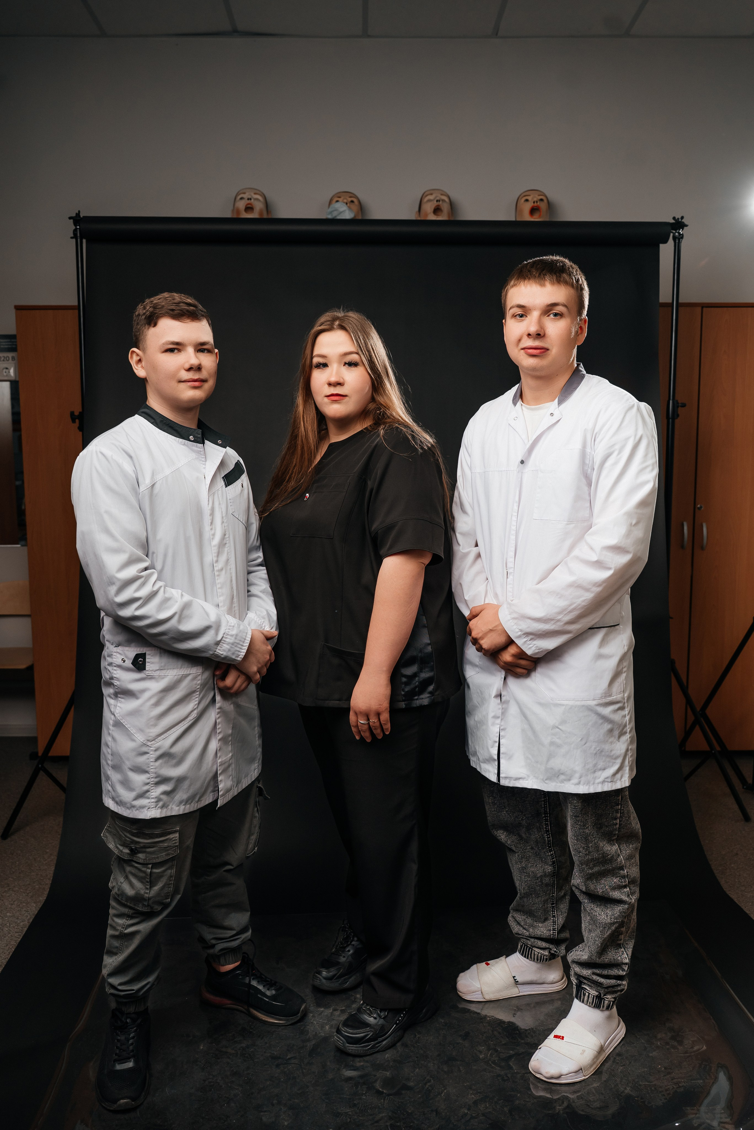 Nurses 2026. Школьный фотограф в Валуйках. Фотосессии для выпускников и изготовление выпускных альбомов в городе Валуйки и в Белгородской области
