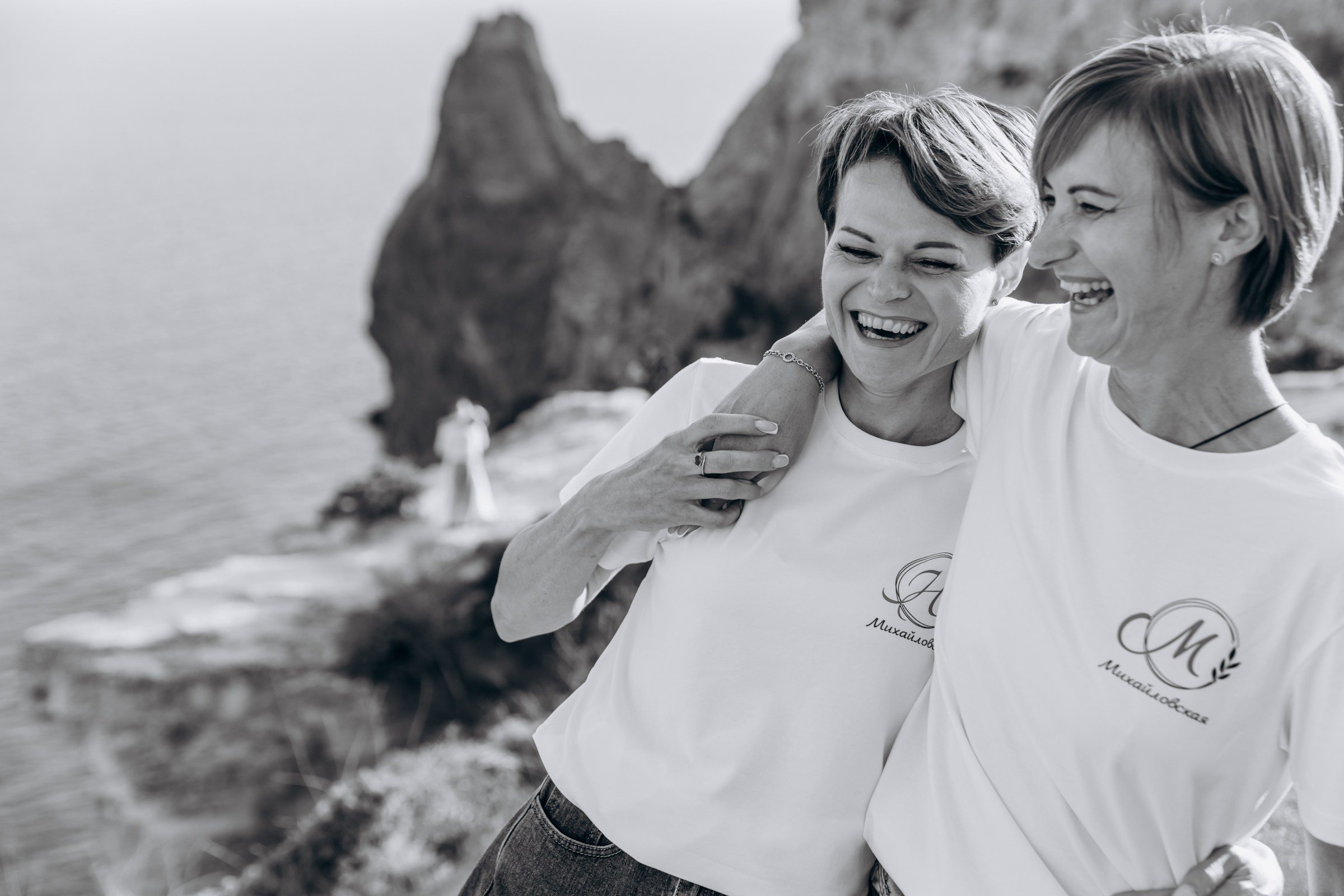 Наталья и Марина (Две сестры). Фотограф в Крыму — Федор зайцев. Свадебная, семейная и портретная съёмка. Фотографии для контента, для бизнеса. Корпоративная съёмка