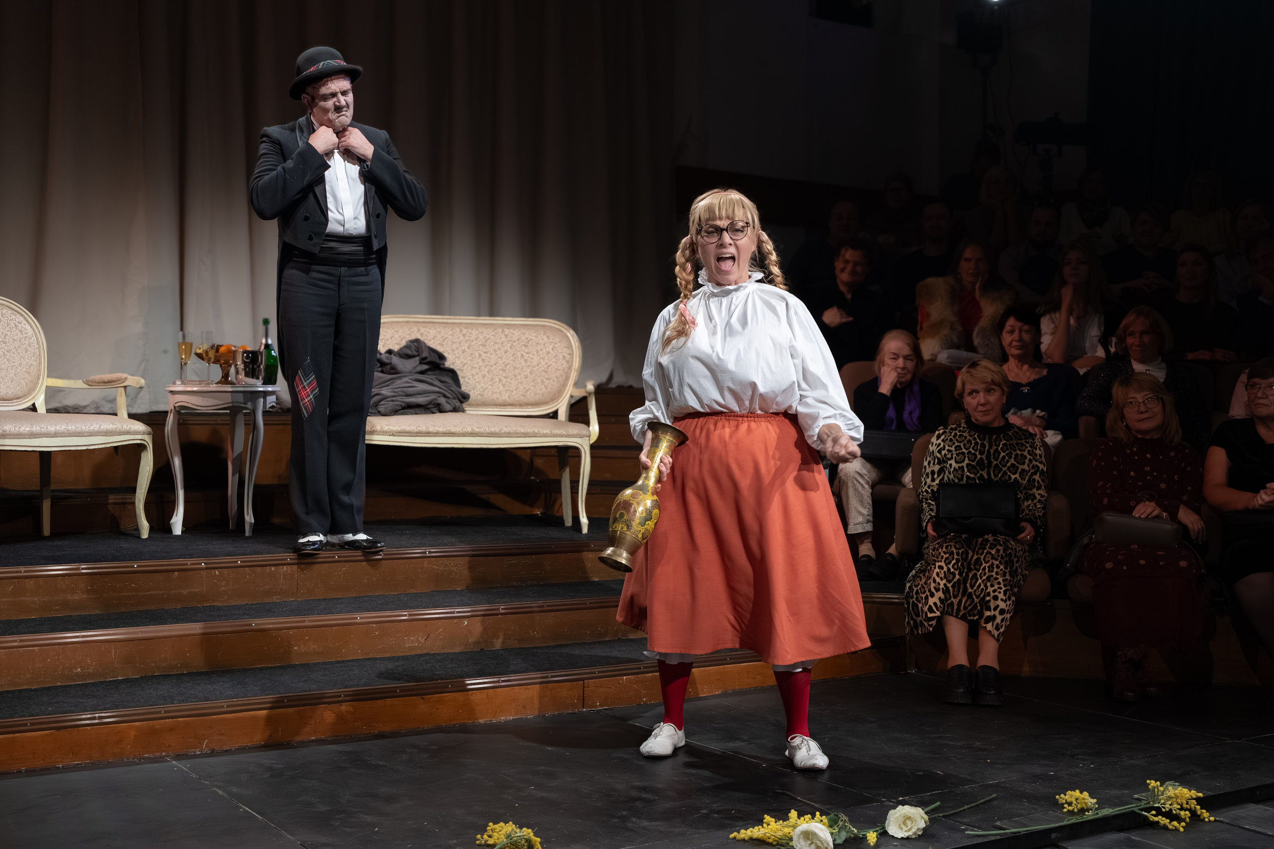 Театр Сфера: Гнездо перелётных птиц (100-й спекталь). Сайт фотографа Сергея Абрамова